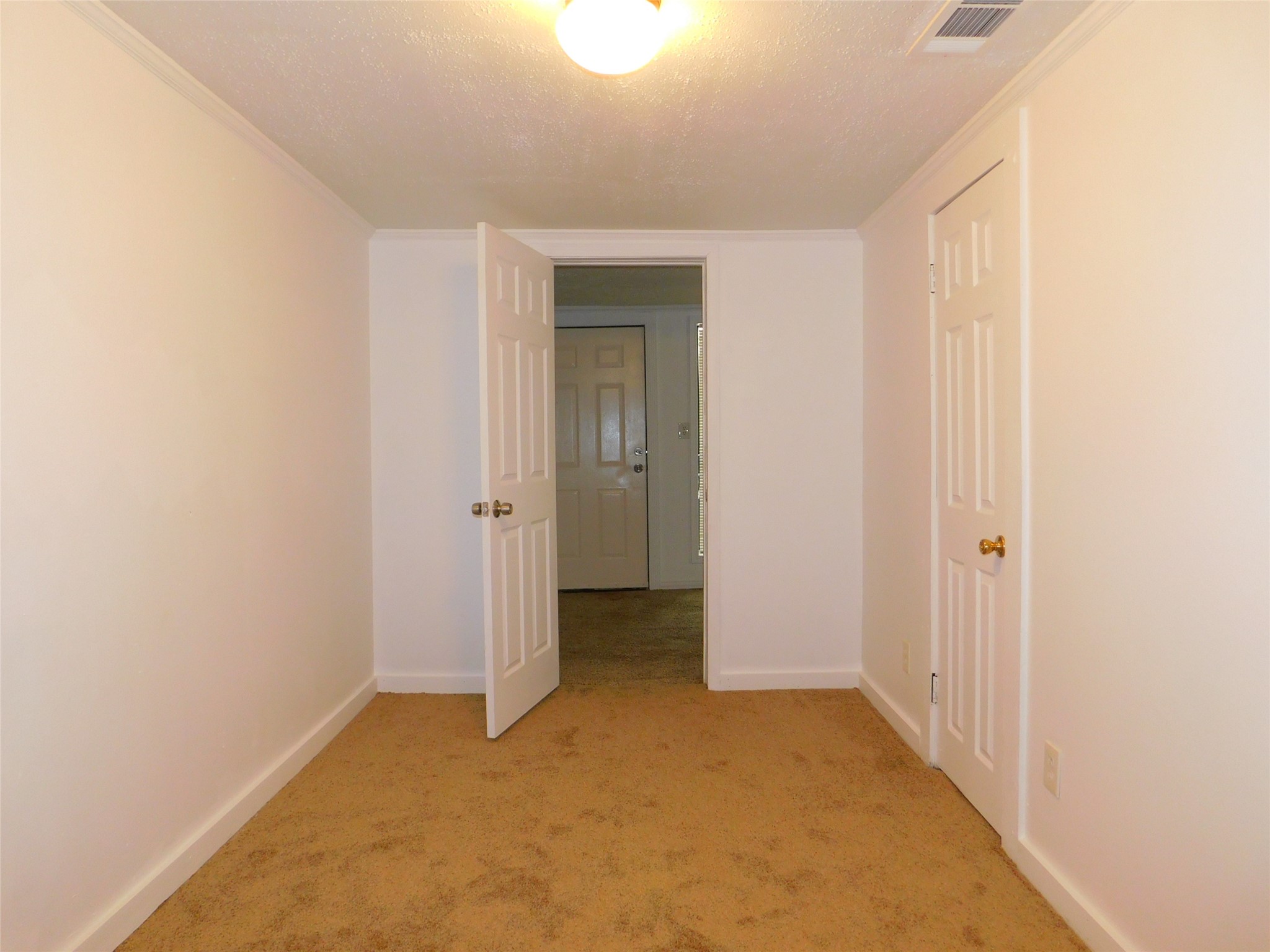 1007 W Collins Street Denton TX 76201