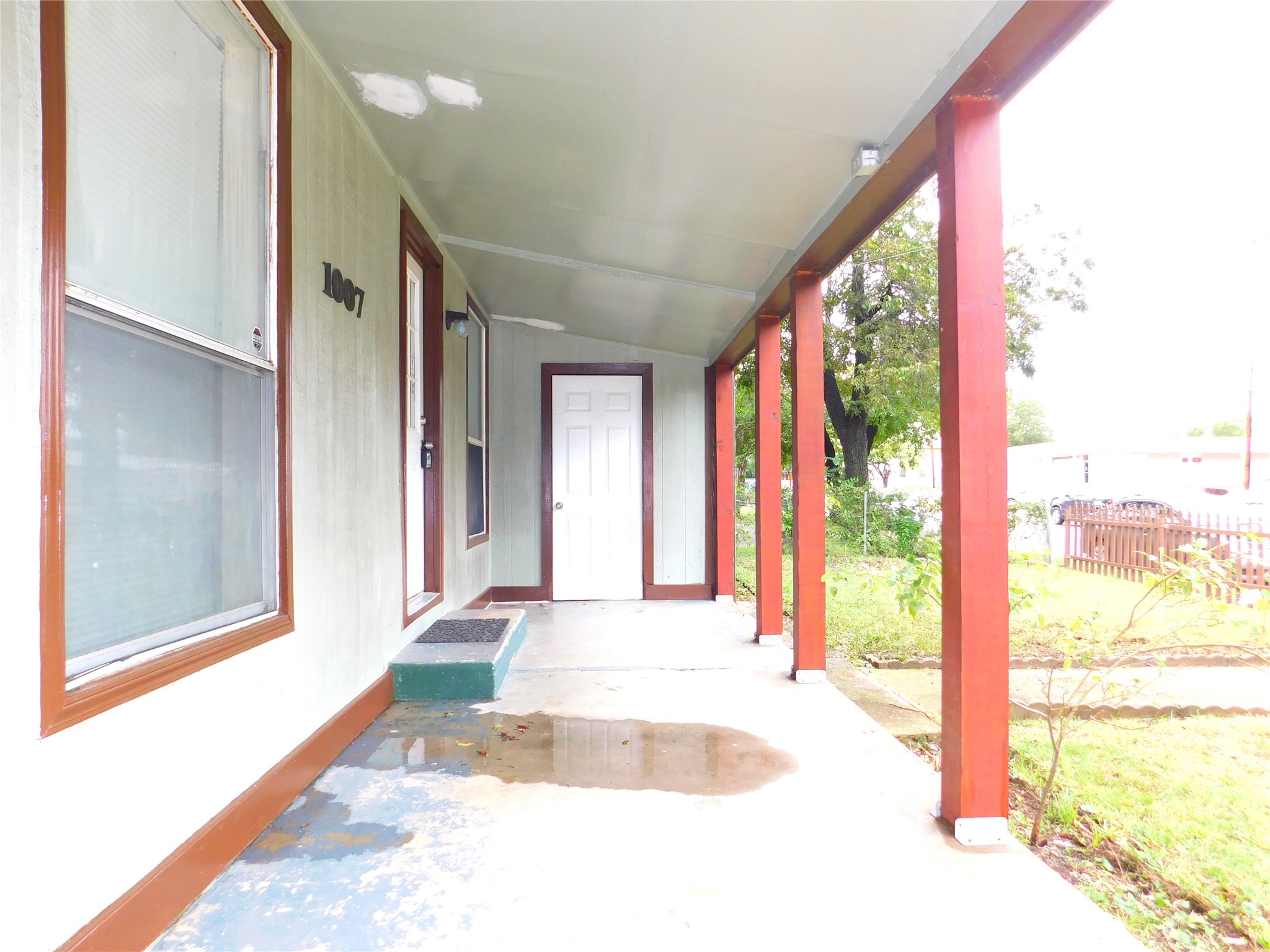 1007 W Collins Street Denton TX 76201