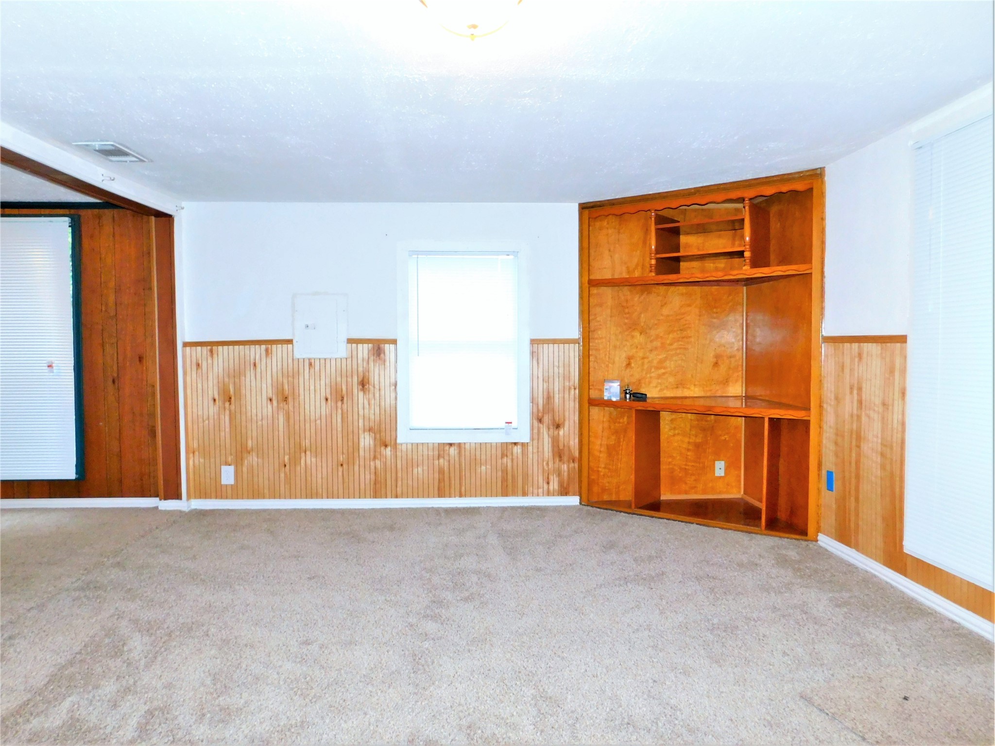 1007 W Collins Street Denton TX 76201