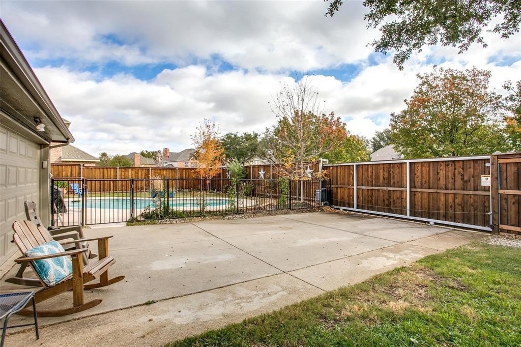 1048 Village Parkway Coppell TX 75019