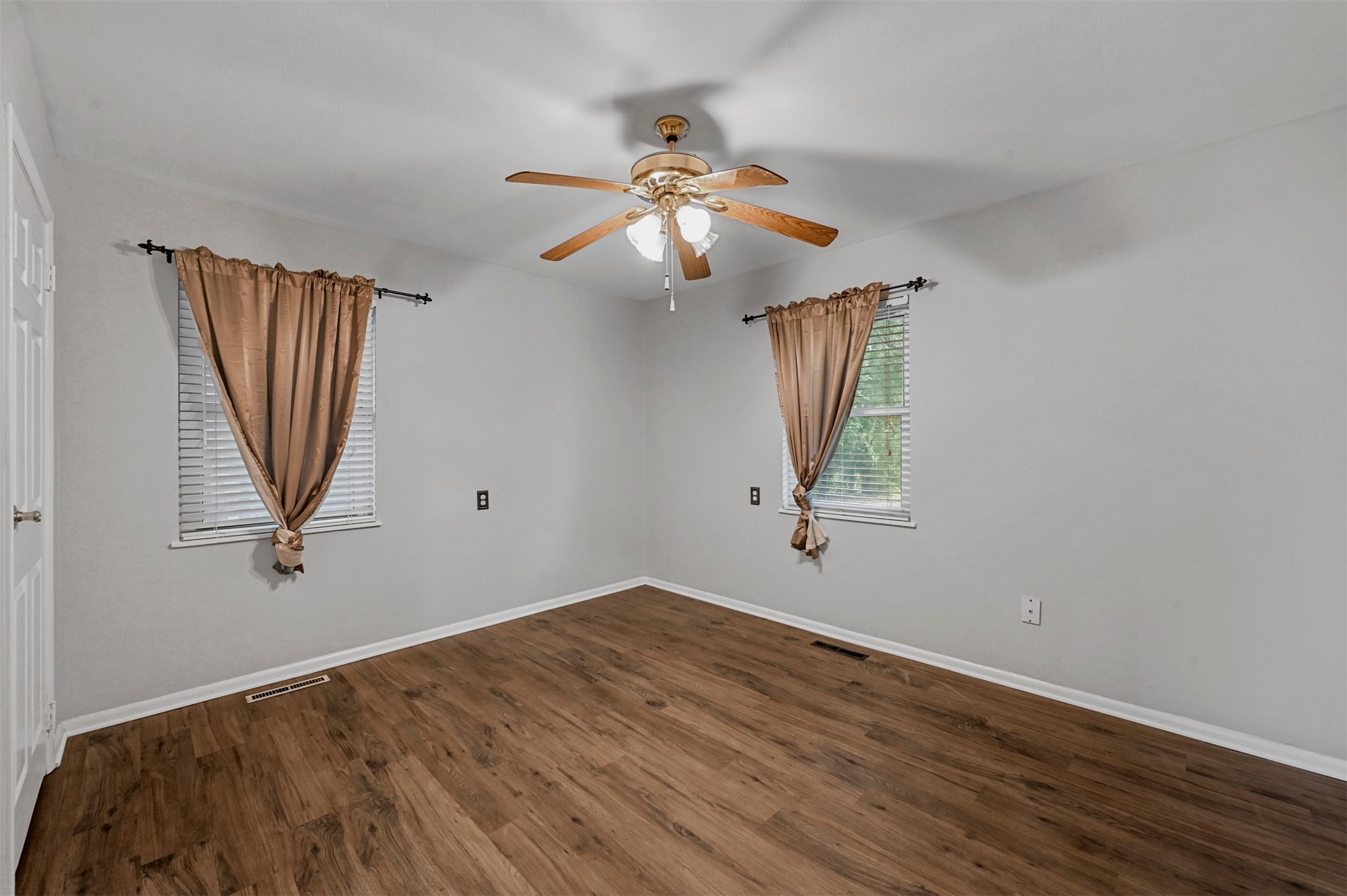 6209 Shadydell Drive Fort Worth TX 76135
