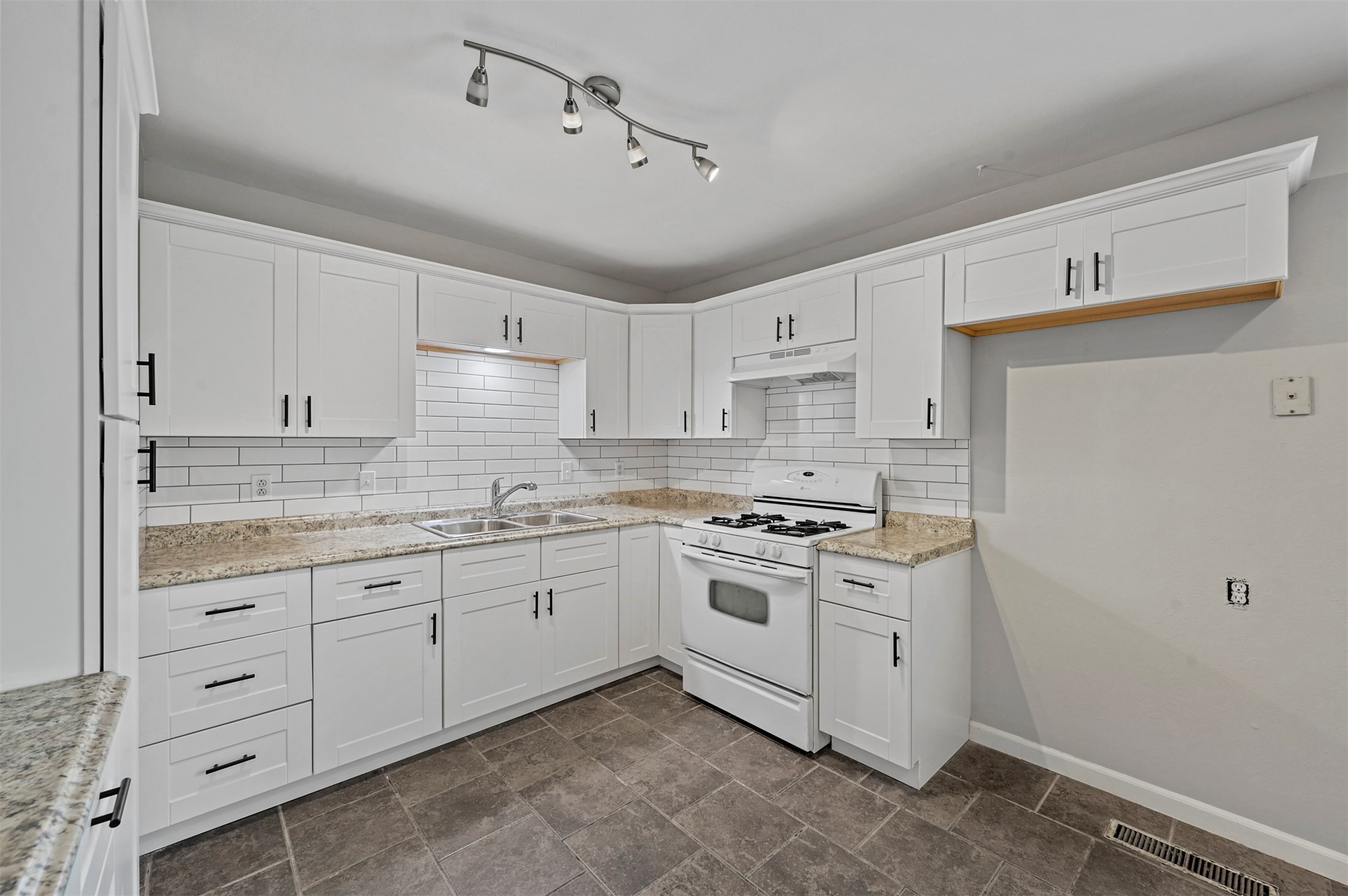 6209 Shadydell Drive Fort Worth TX 76135