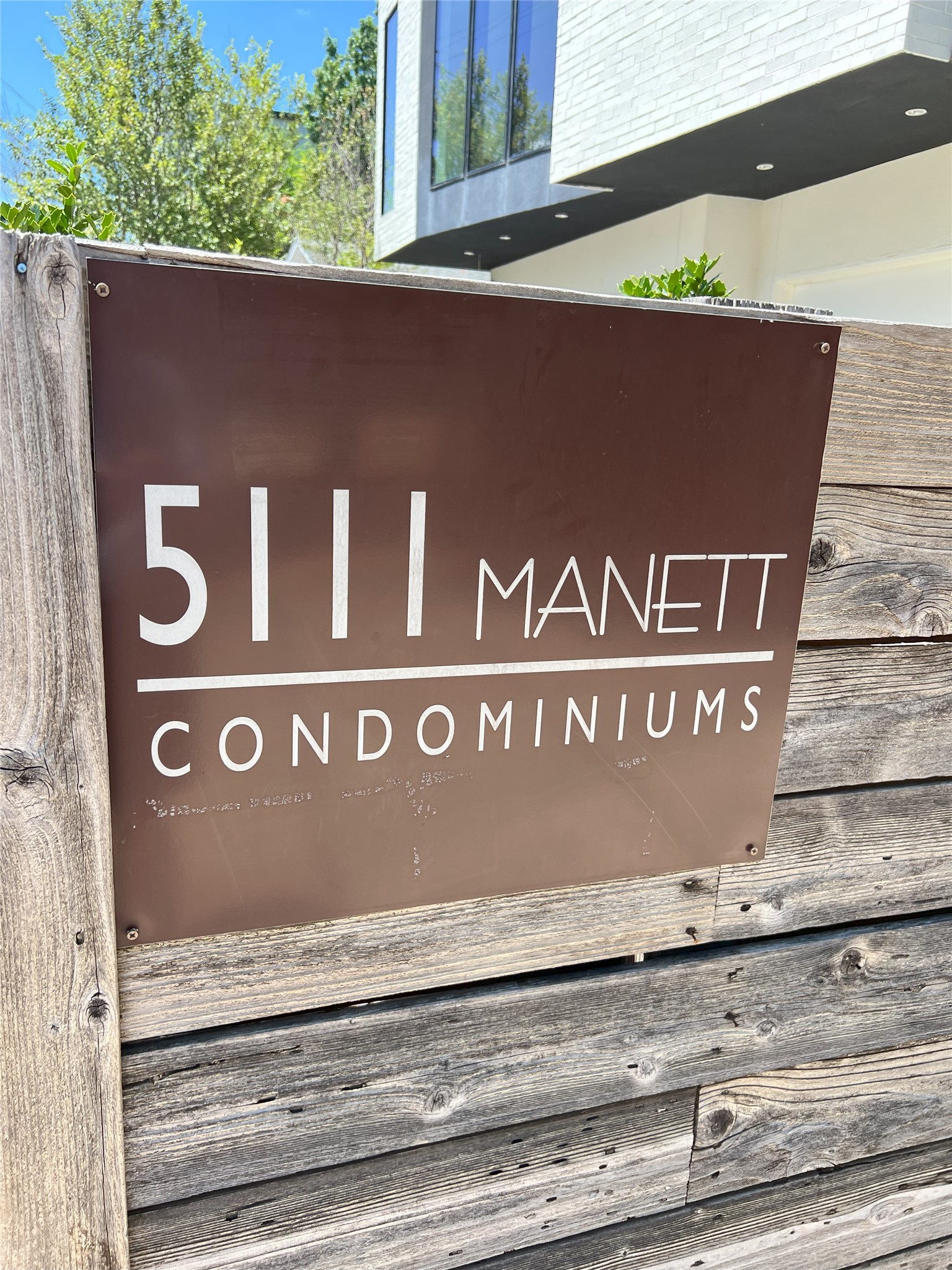 5111 Manett Street Dallas TX 75206