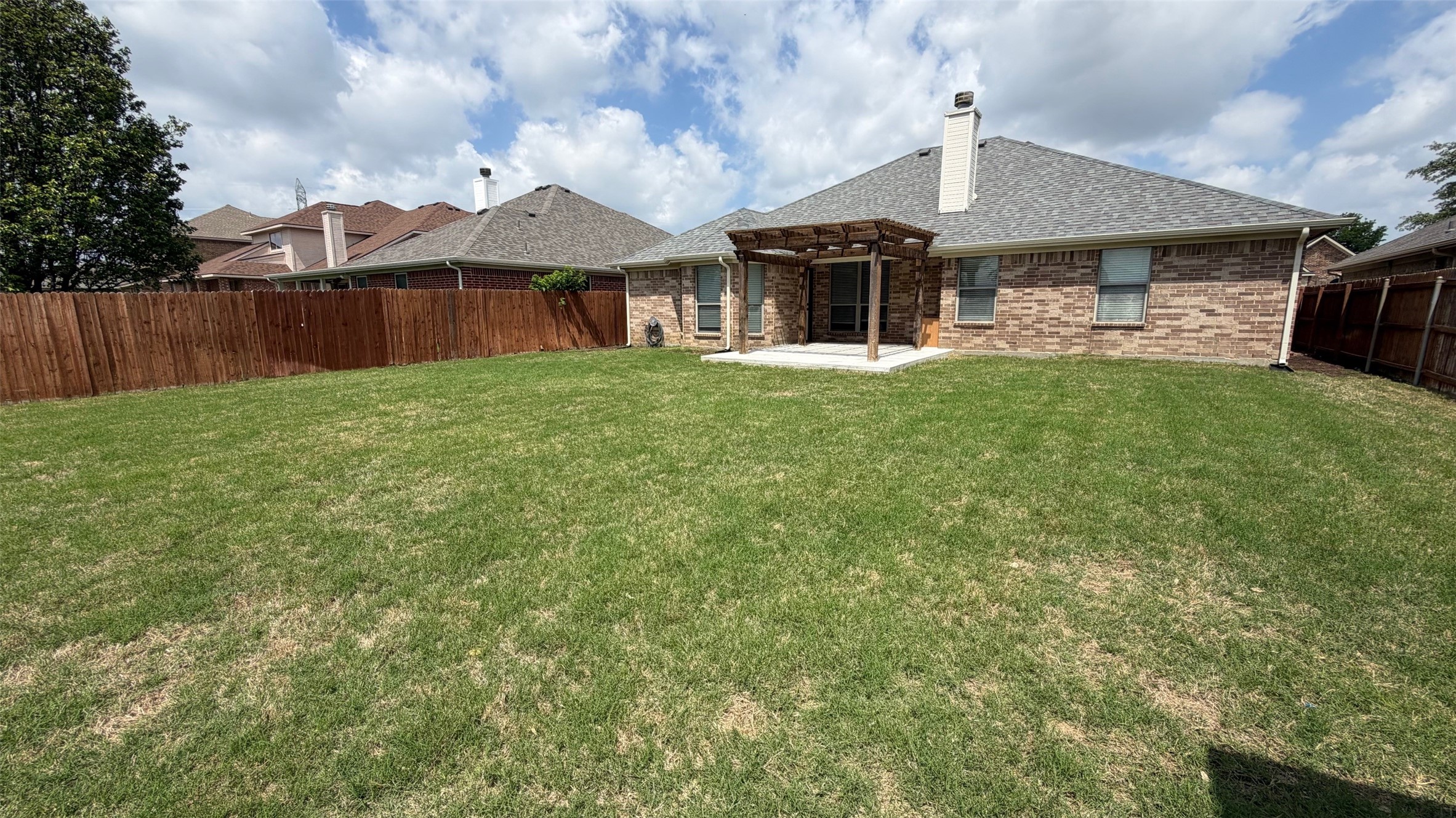 1510 White Willow Lane Arlington TX 76002