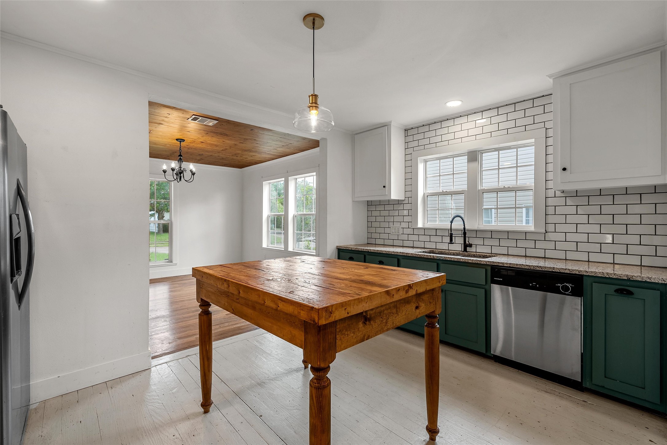 2704 Herring Avenue Waco TX 76708
