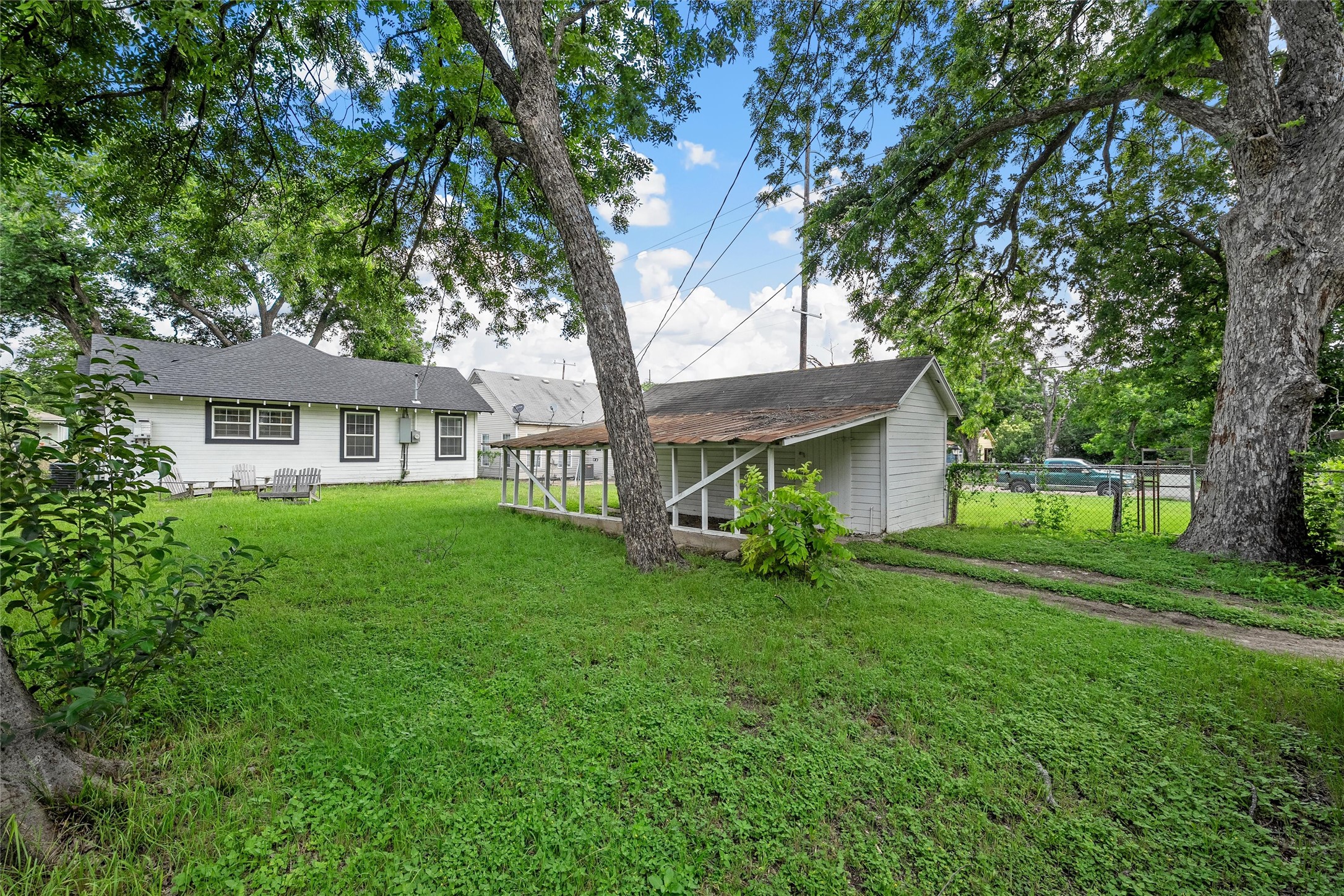 2704 Herring Avenue Waco TX 76708