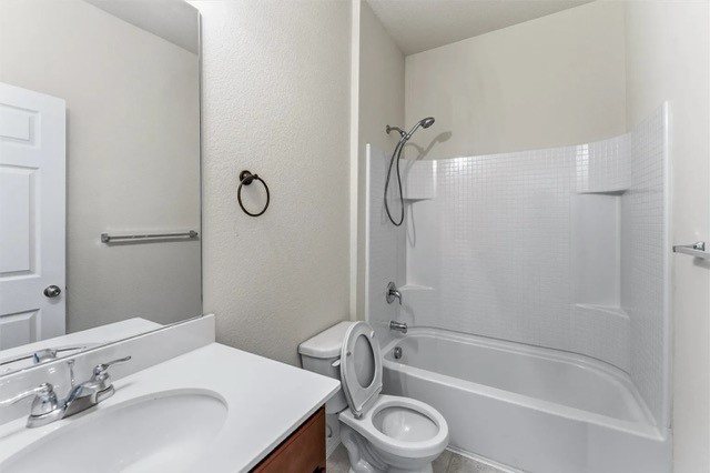 1520 Waggoner Drive Aubrey TX 76227