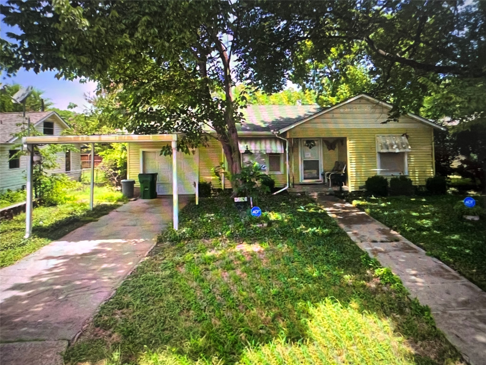 4233 Voncille Street Haltom City TX 76117