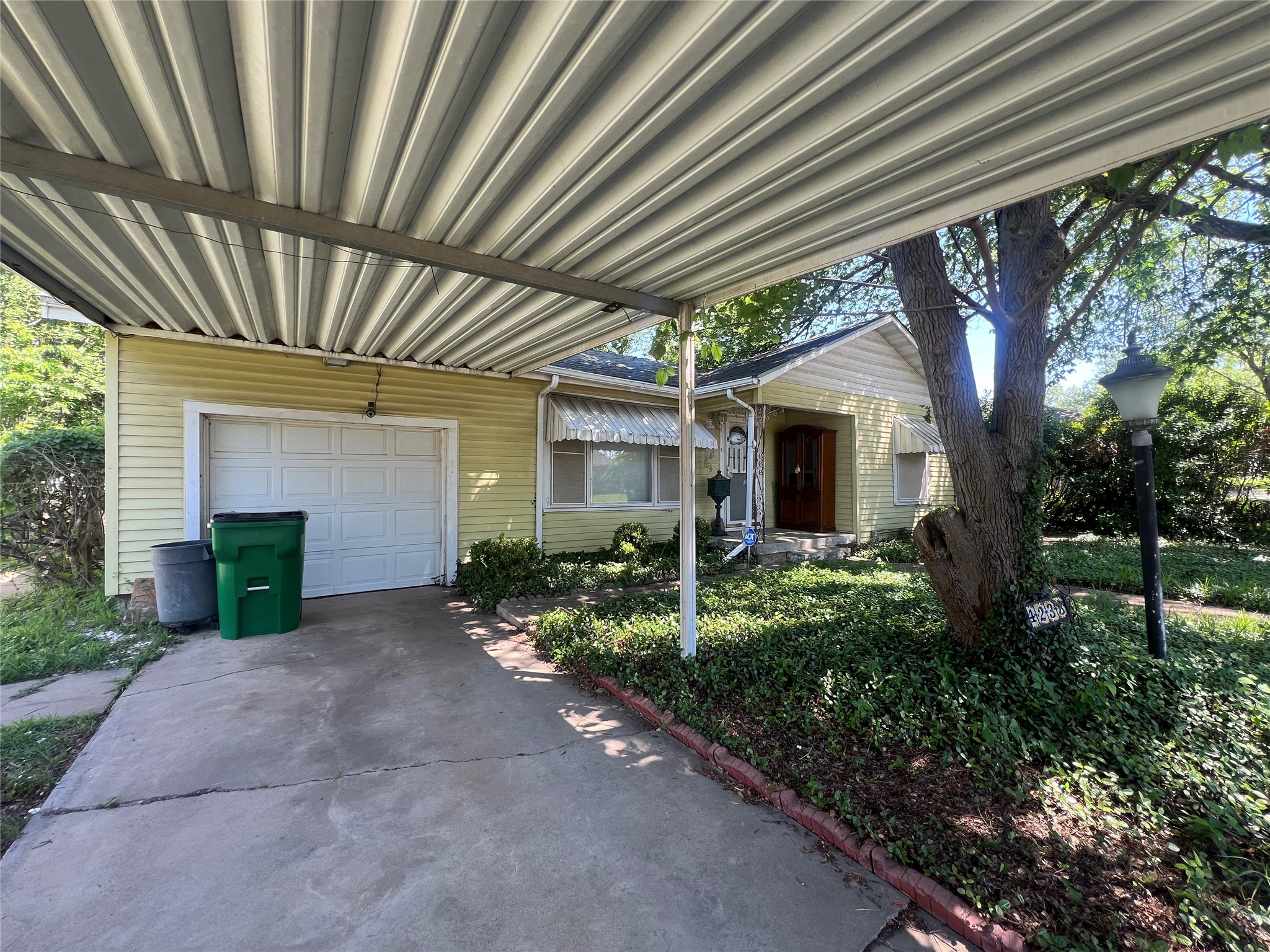 4233 Voncille Street Haltom City TX 76117
