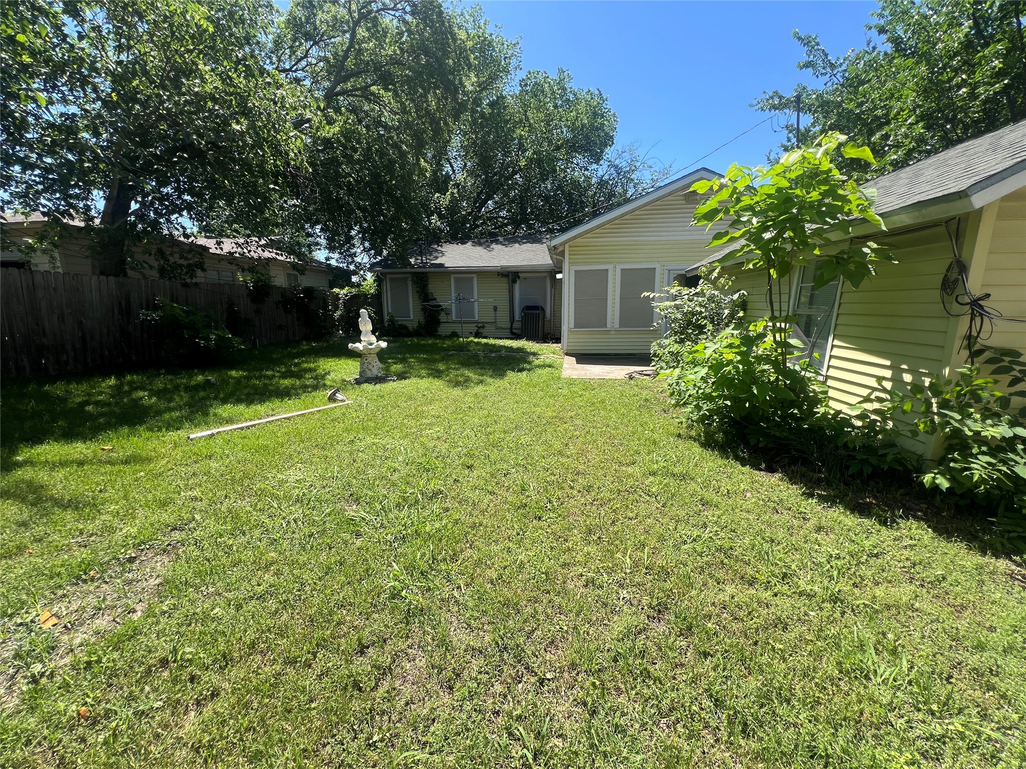 4233 Voncille Street Haltom City TX 76117