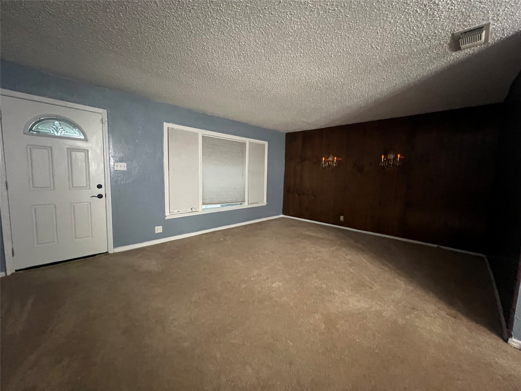 4233 Voncille Street Haltom City TX 76117