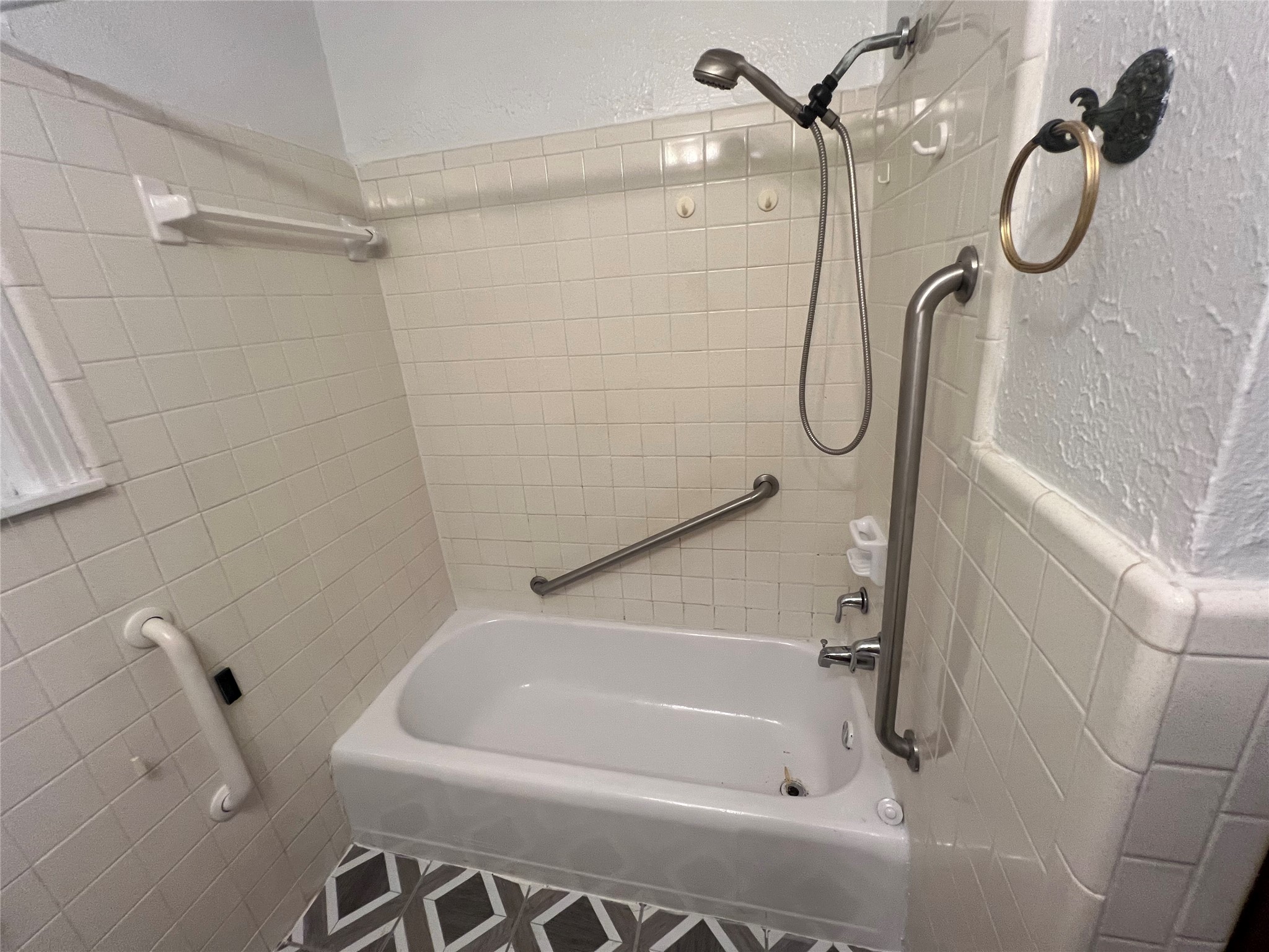 4233 Voncille Street Haltom City TX 76117
