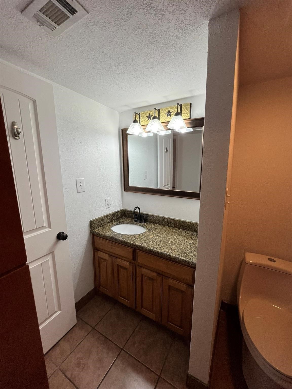 640 Harbor Drive Azle TX 76020