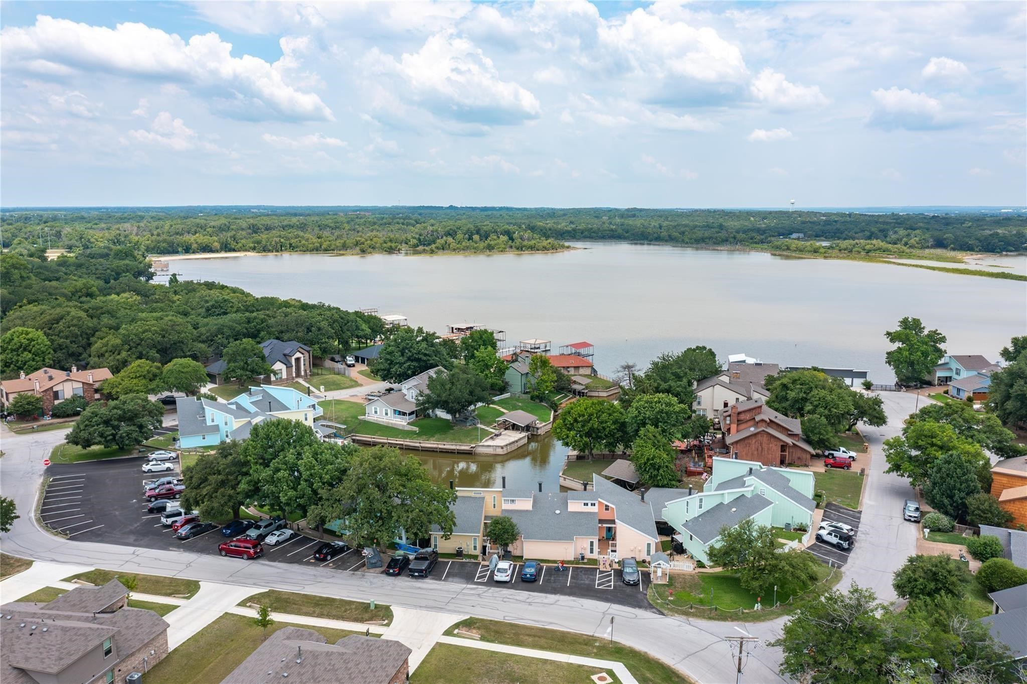 640 Harbor Drive Azle TX 76020