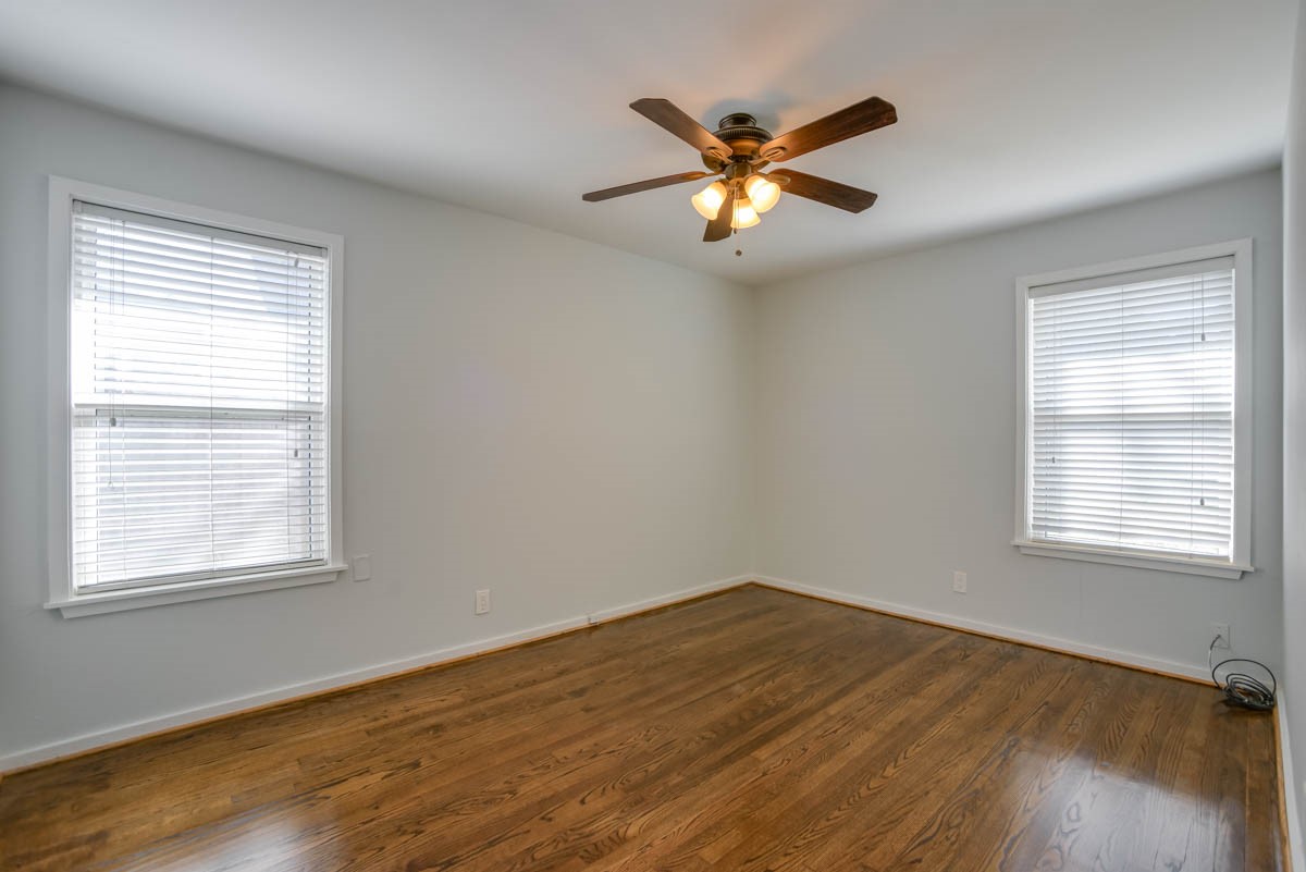 2140 Springhill Drive Dallas TX 75228