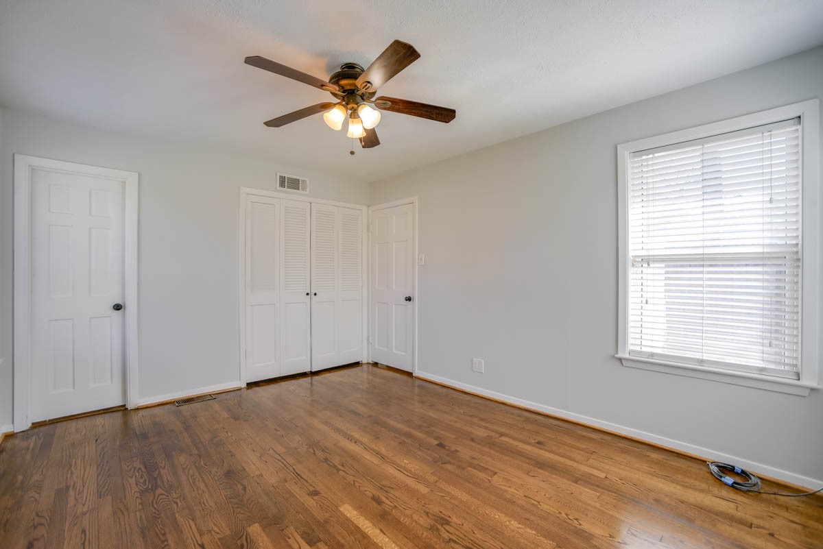 2140 Springhill Drive Dallas TX 75228