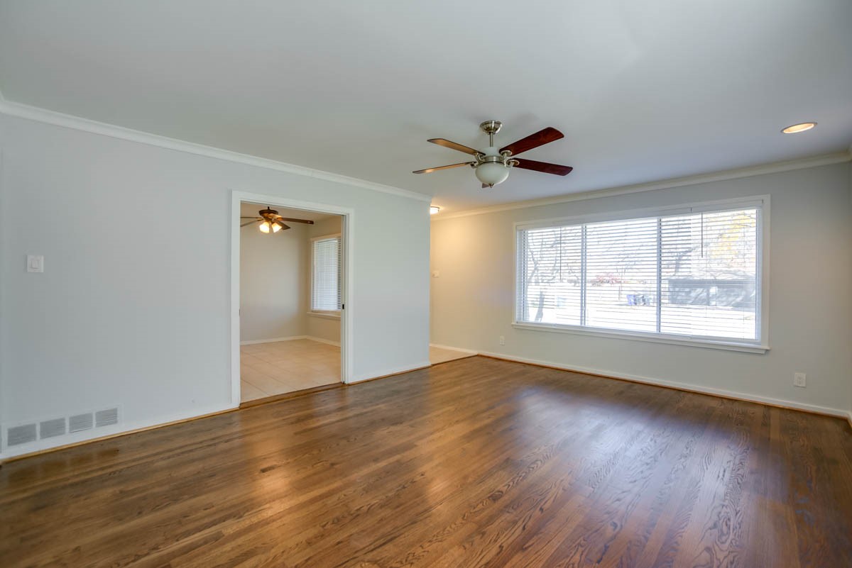 2140 Springhill Drive Dallas TX 75228
