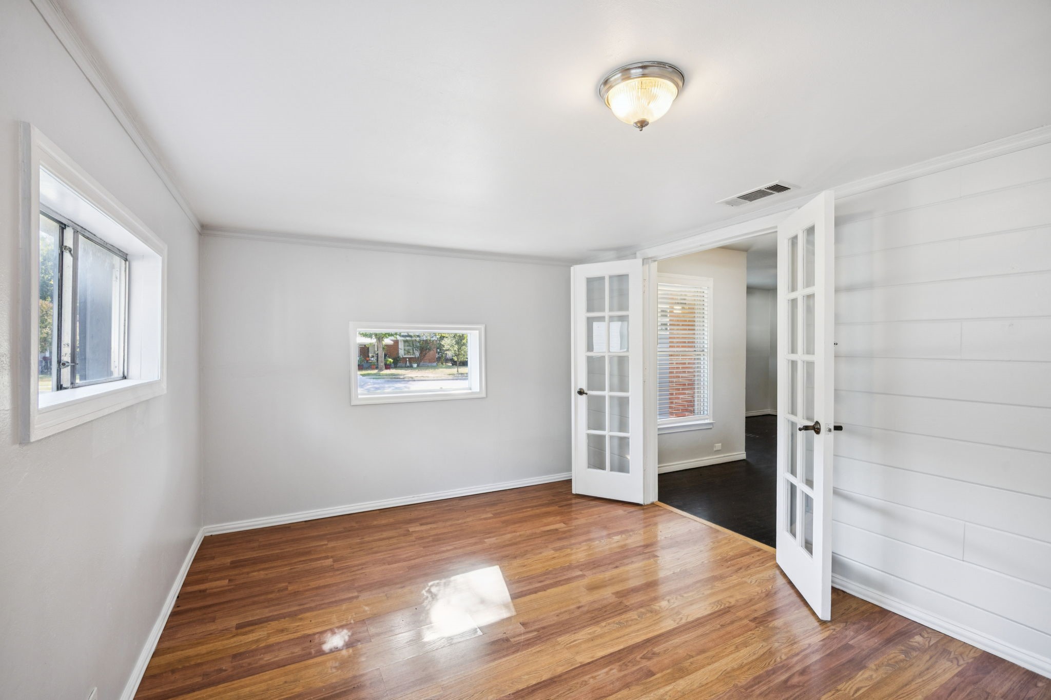 10433 Cayuga Drive Dallas TX 75228