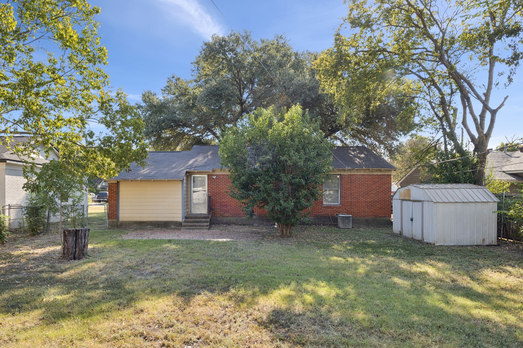 10433 Cayuga Drive Dallas TX 75228
