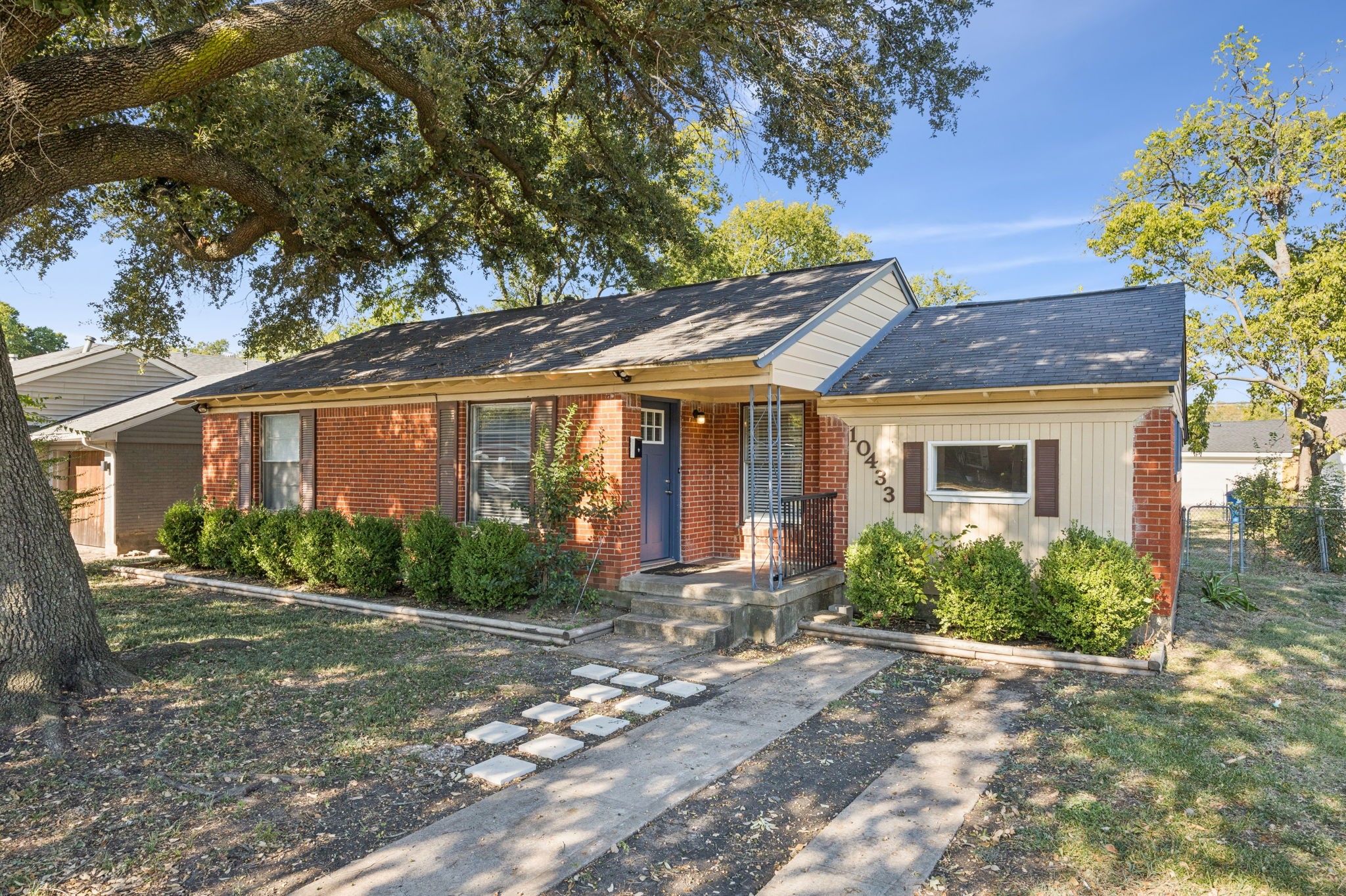 10433 Cayuga Drive Dallas TX 75228