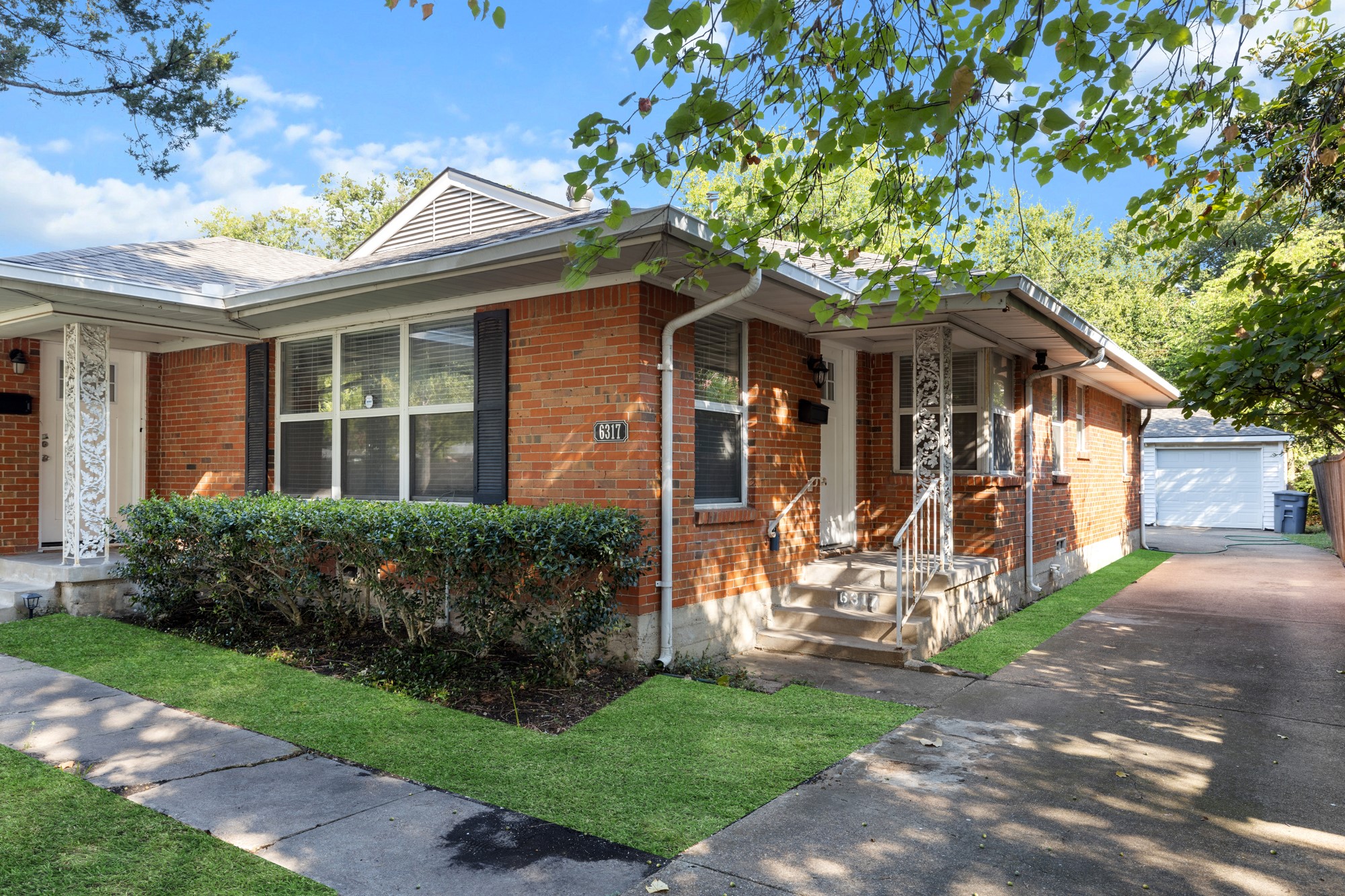 6317 Ravendale Lane Dallas TX 75214