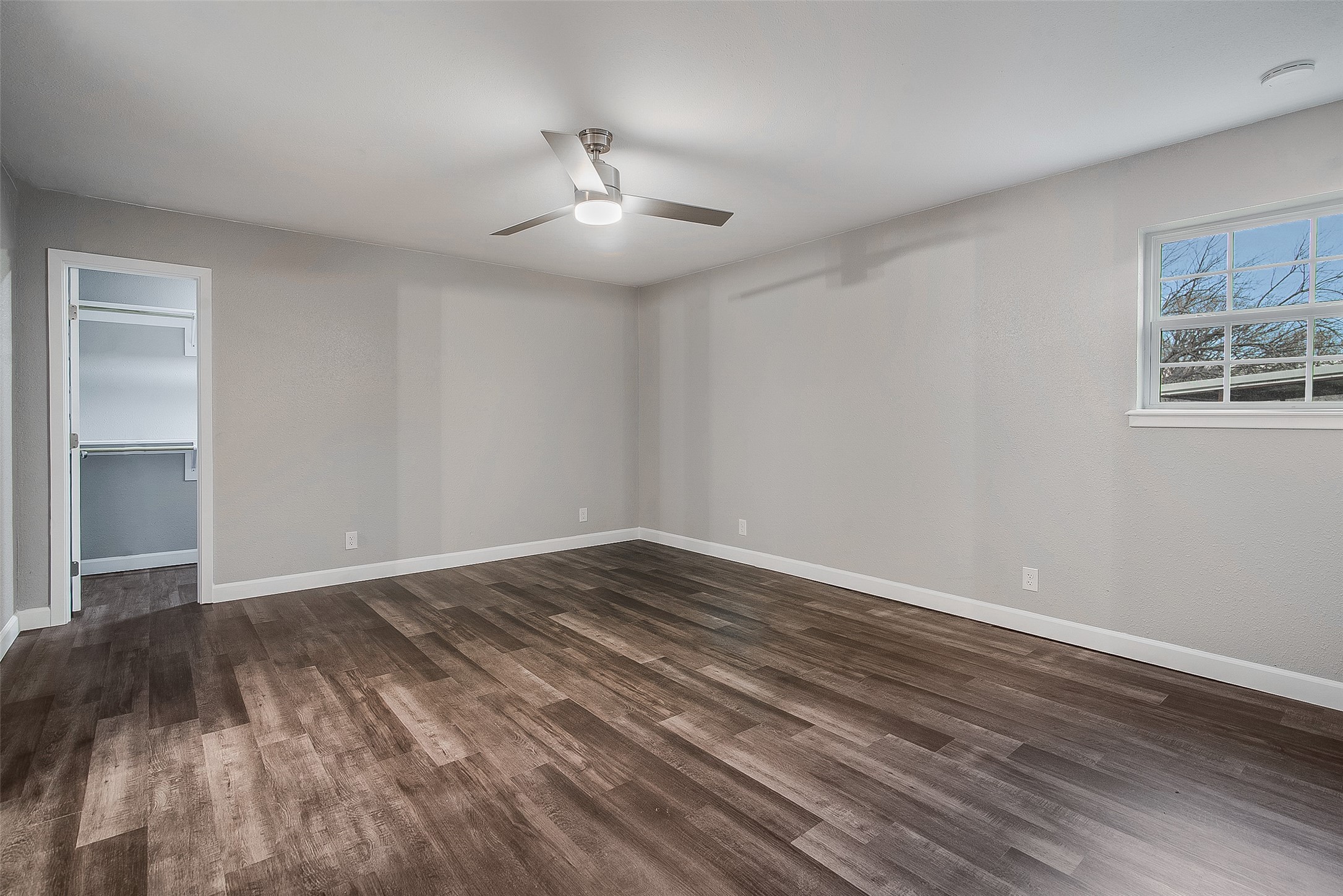 813 S Valentine Drive Sherman TX 75090