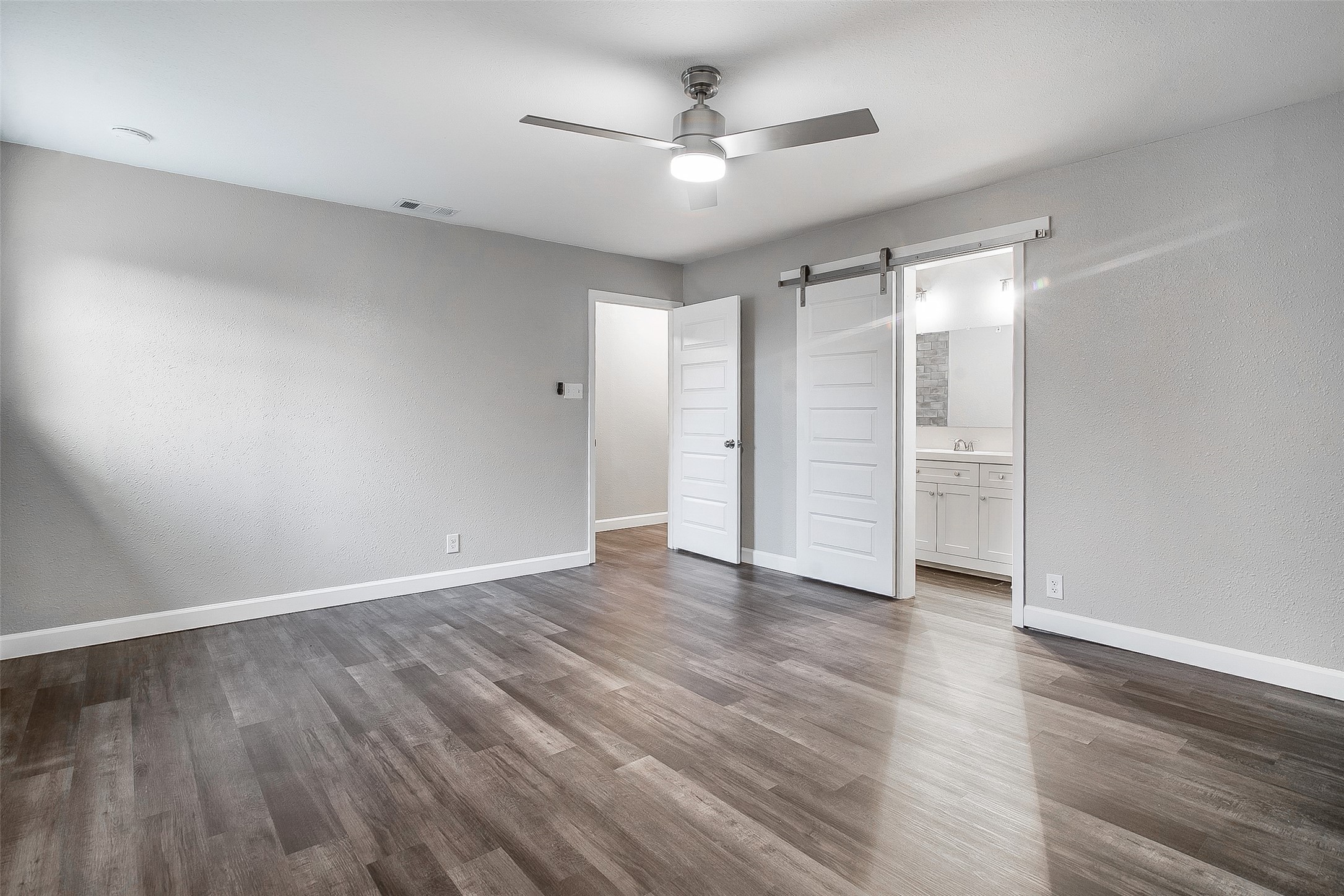 813 S Valentine Drive Sherman TX 75090