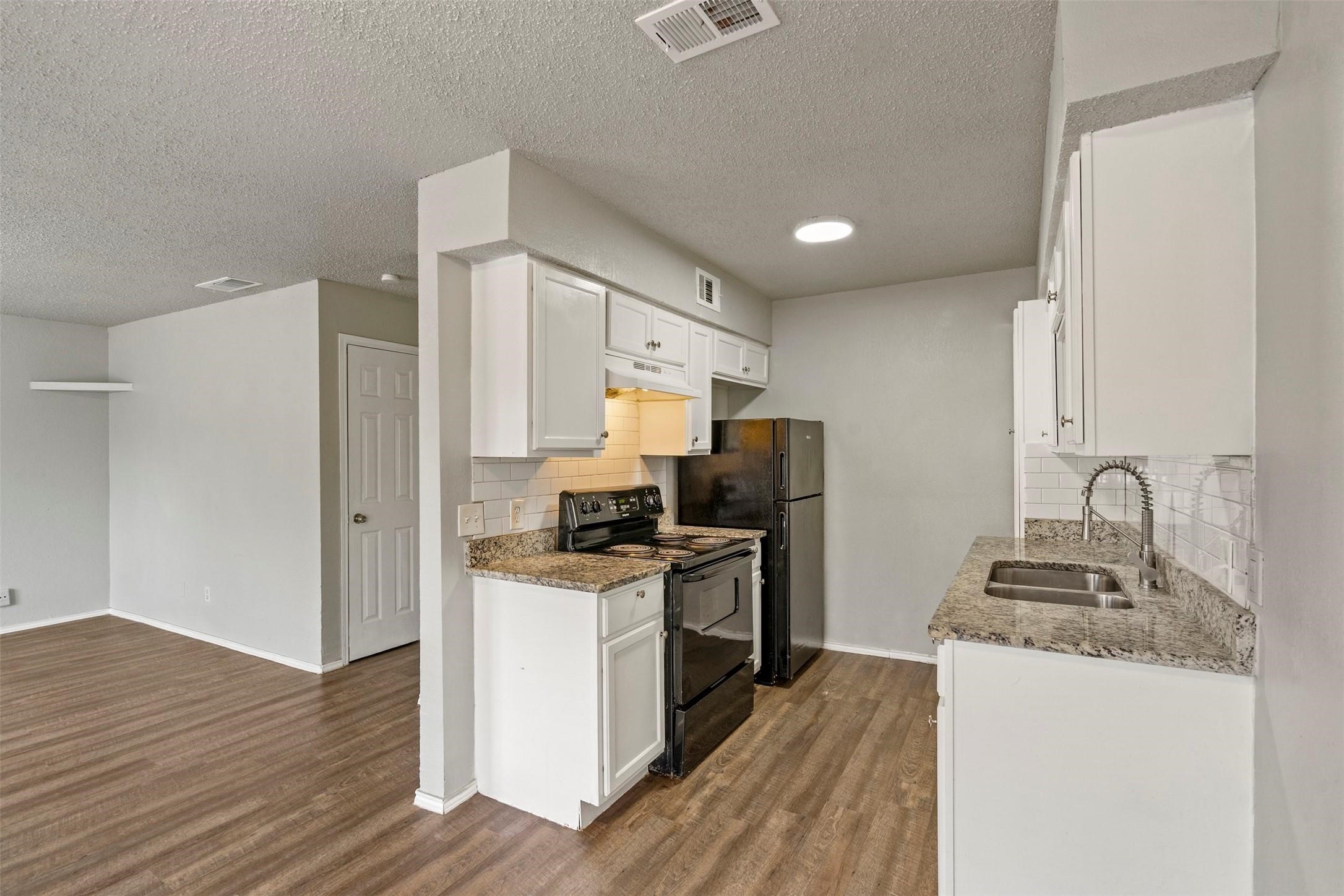 143 Allencrest Drive White Settlement TX 76108