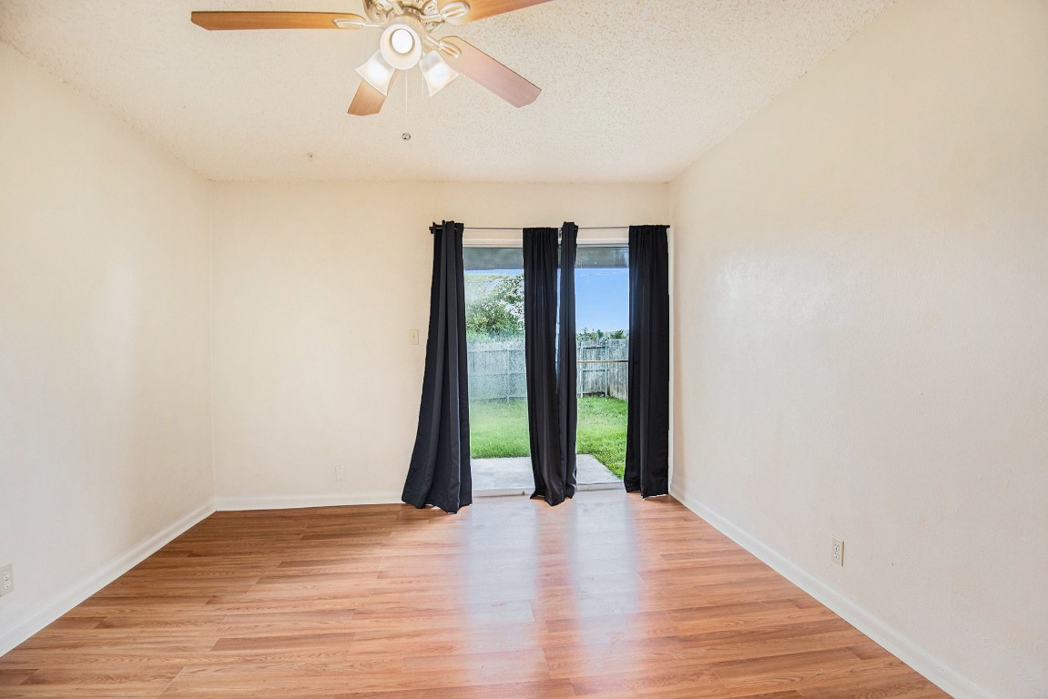 709 Pleasant Manor Burleson TX 76028