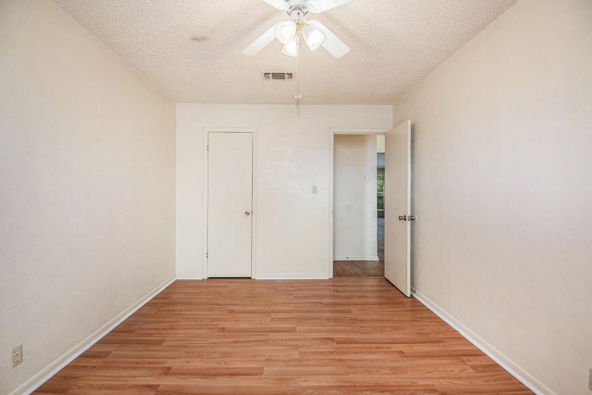709 Pleasant Manor Burleson TX 76028