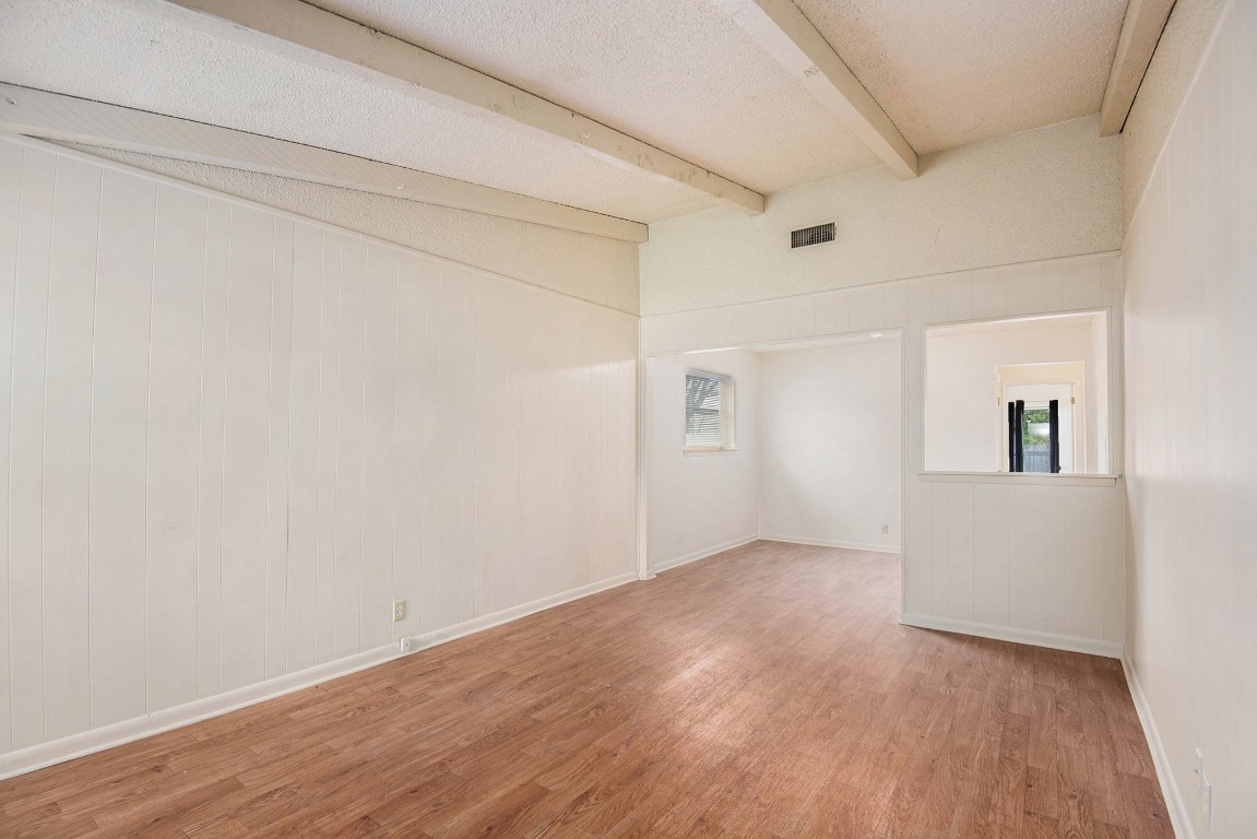 709 Pleasant Manor Burleson TX 76028