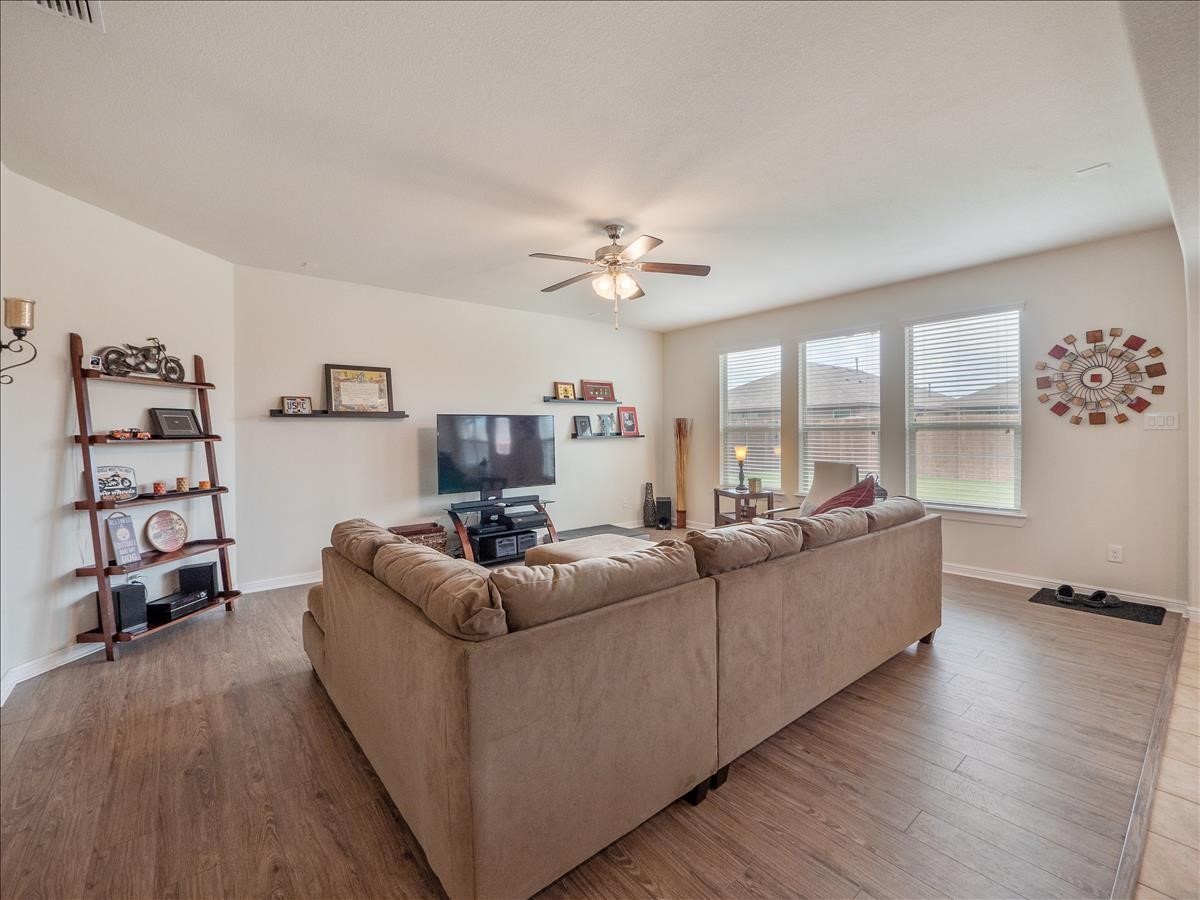 1104 Genola Drive Fort Worth TX 76177