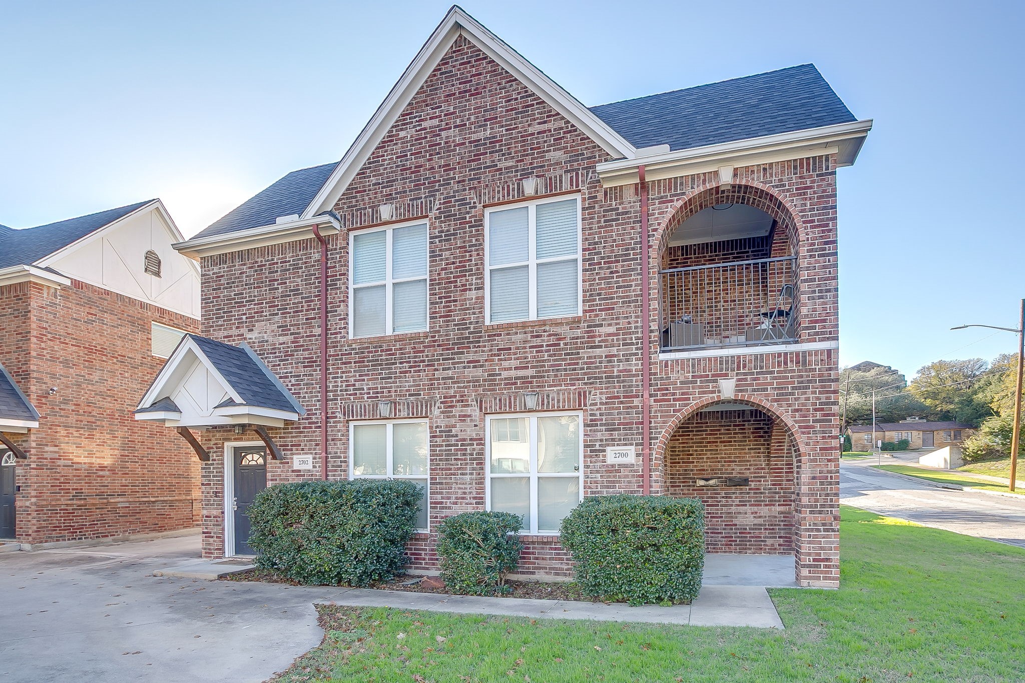 2700 Mccart Avenue Fort Worth TX 76110
