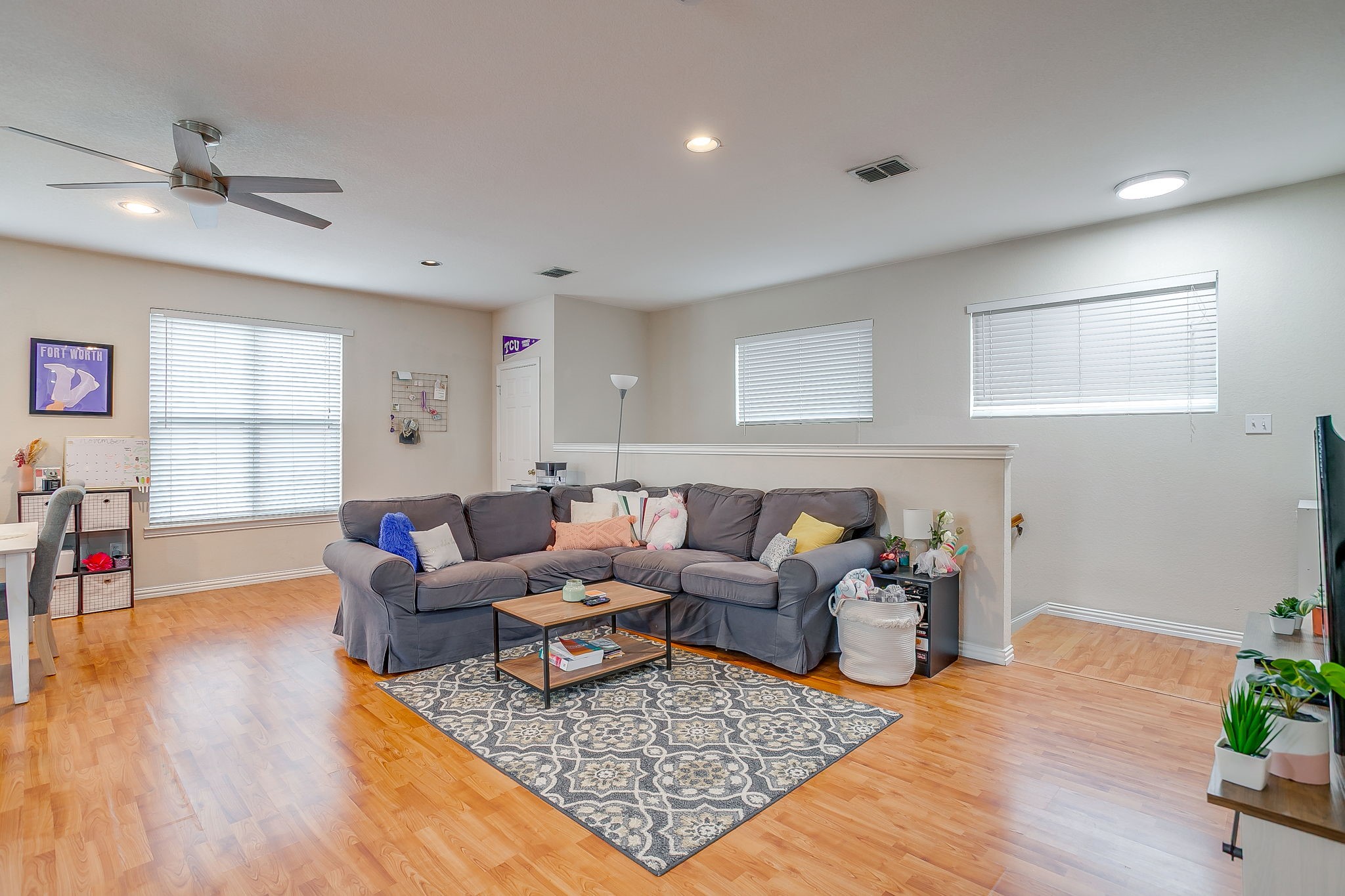 2700 Mccart Avenue Fort Worth TX 76110