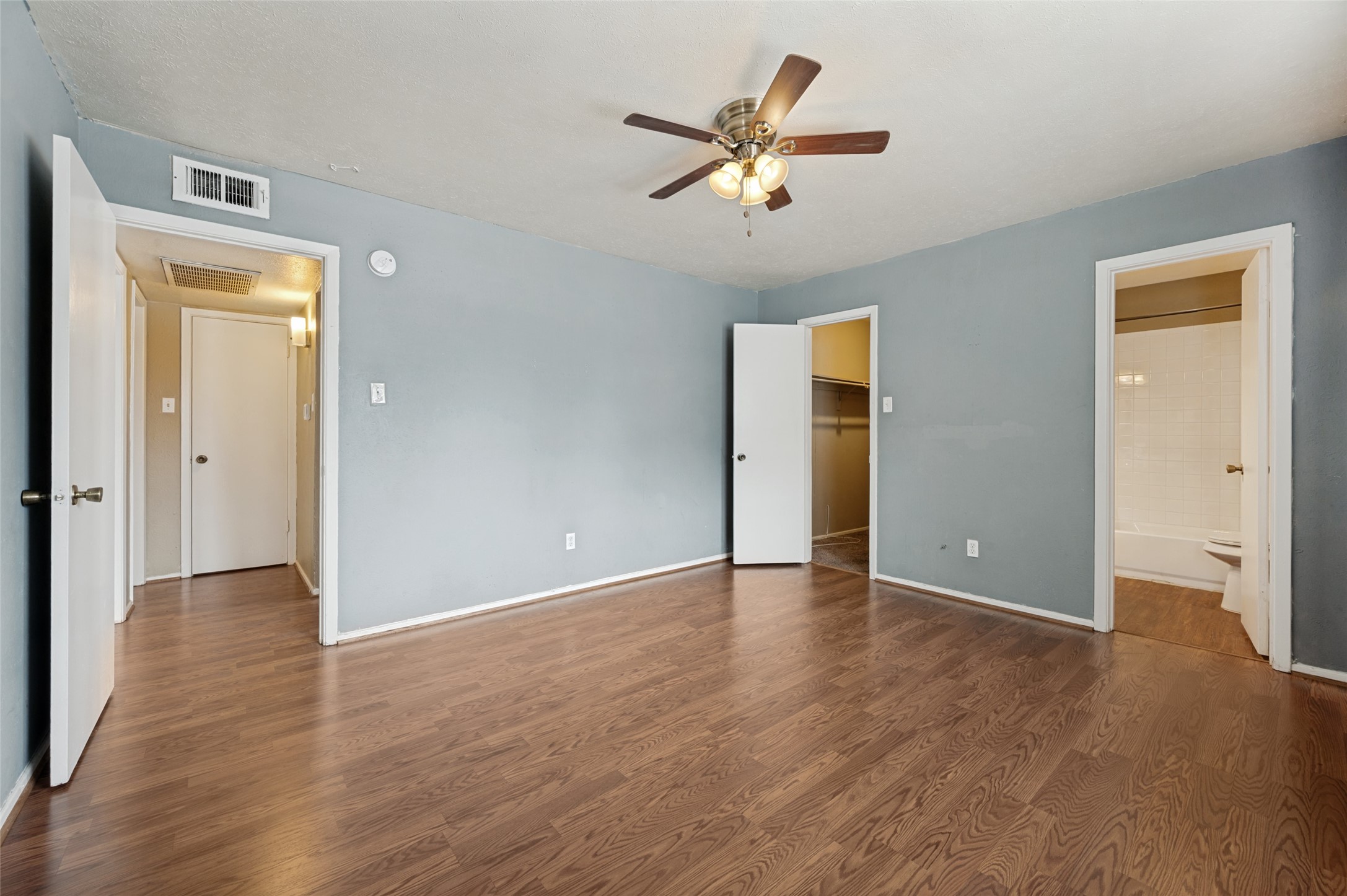 6005 Danbury Lane Dallas TX 75206