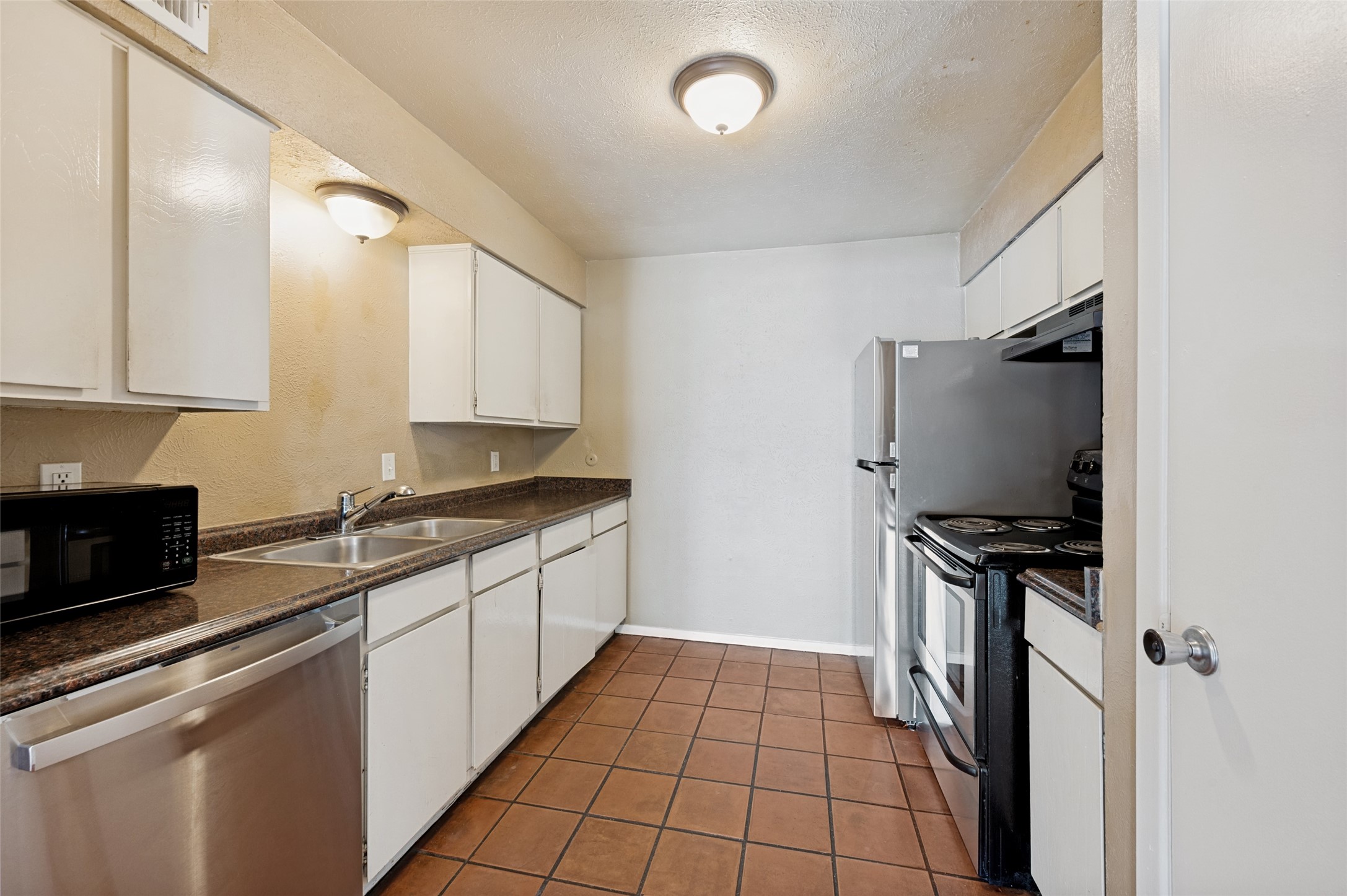 6005 Danbury Lane Dallas TX 75206