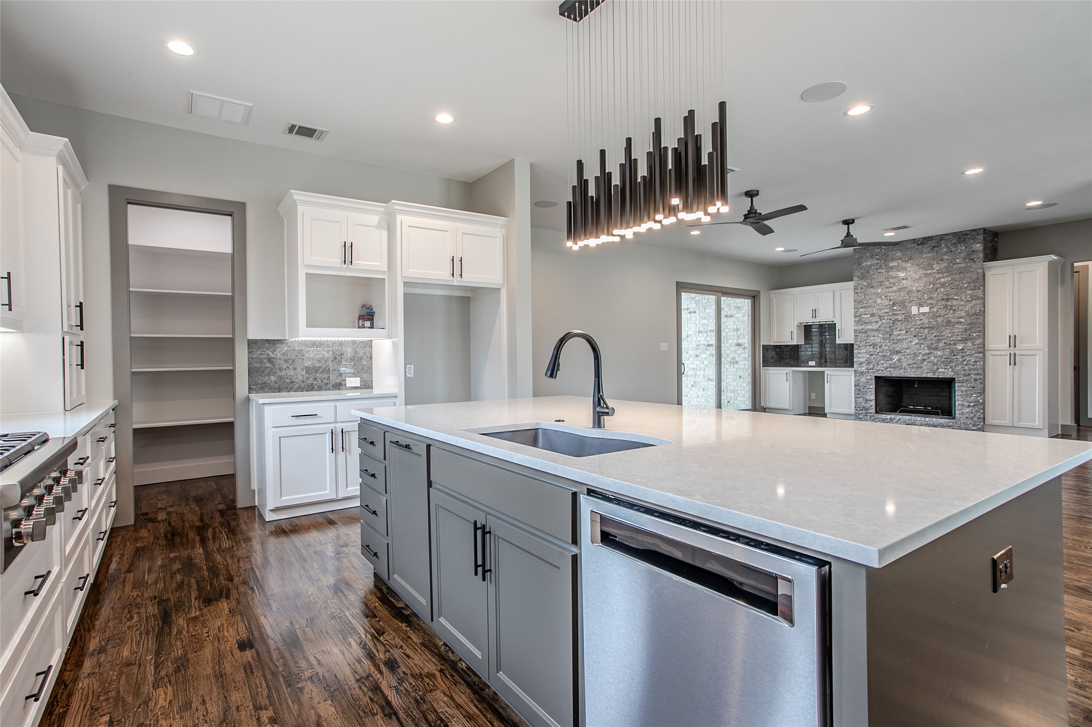 627 Tiffany Trail Richardson TX 75081