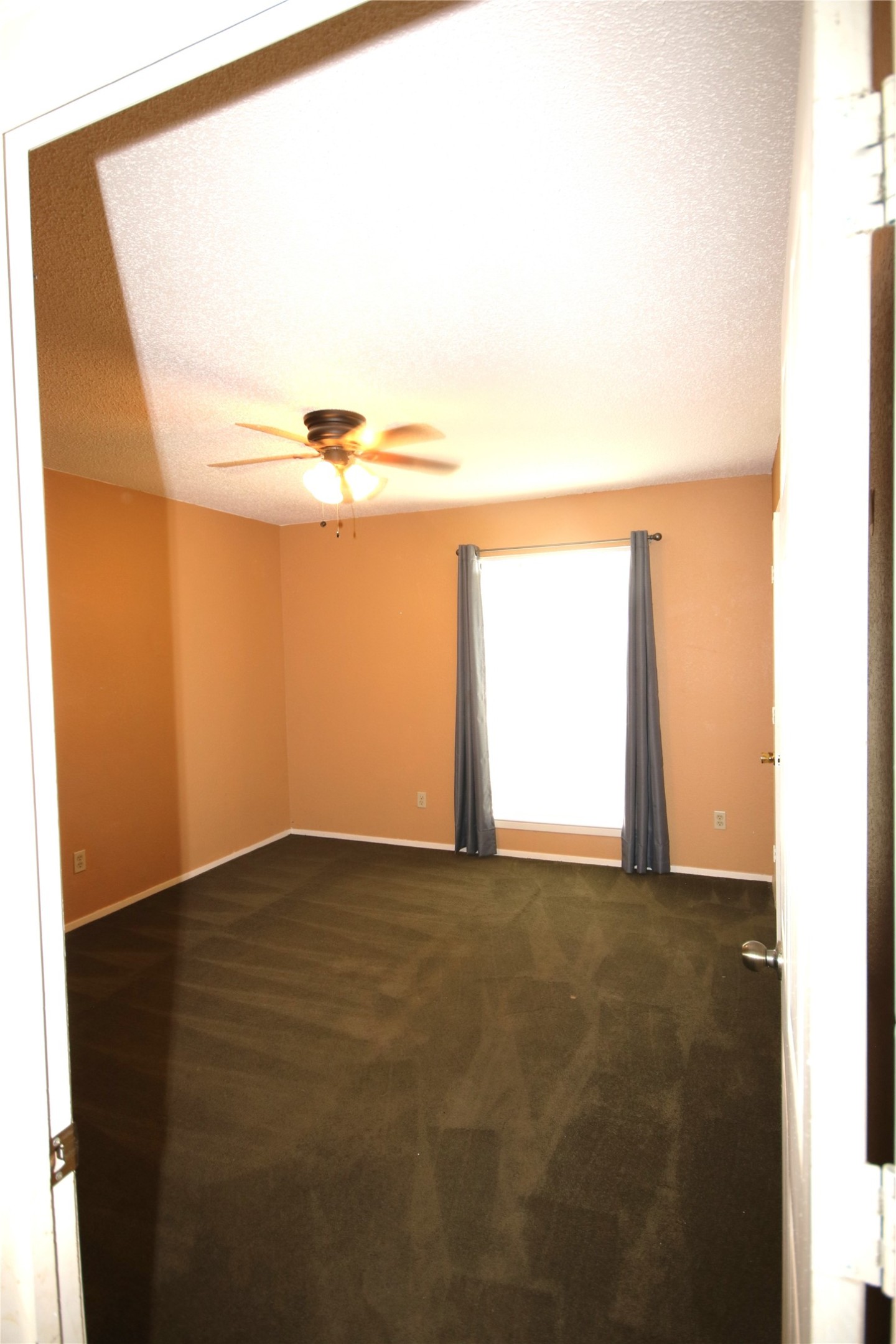 109 Australia Court Glenn Heights TX 75154