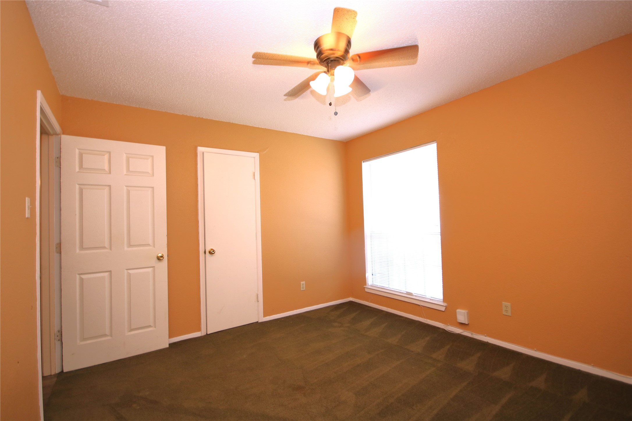 109 Australia Court Glenn Heights TX 75154