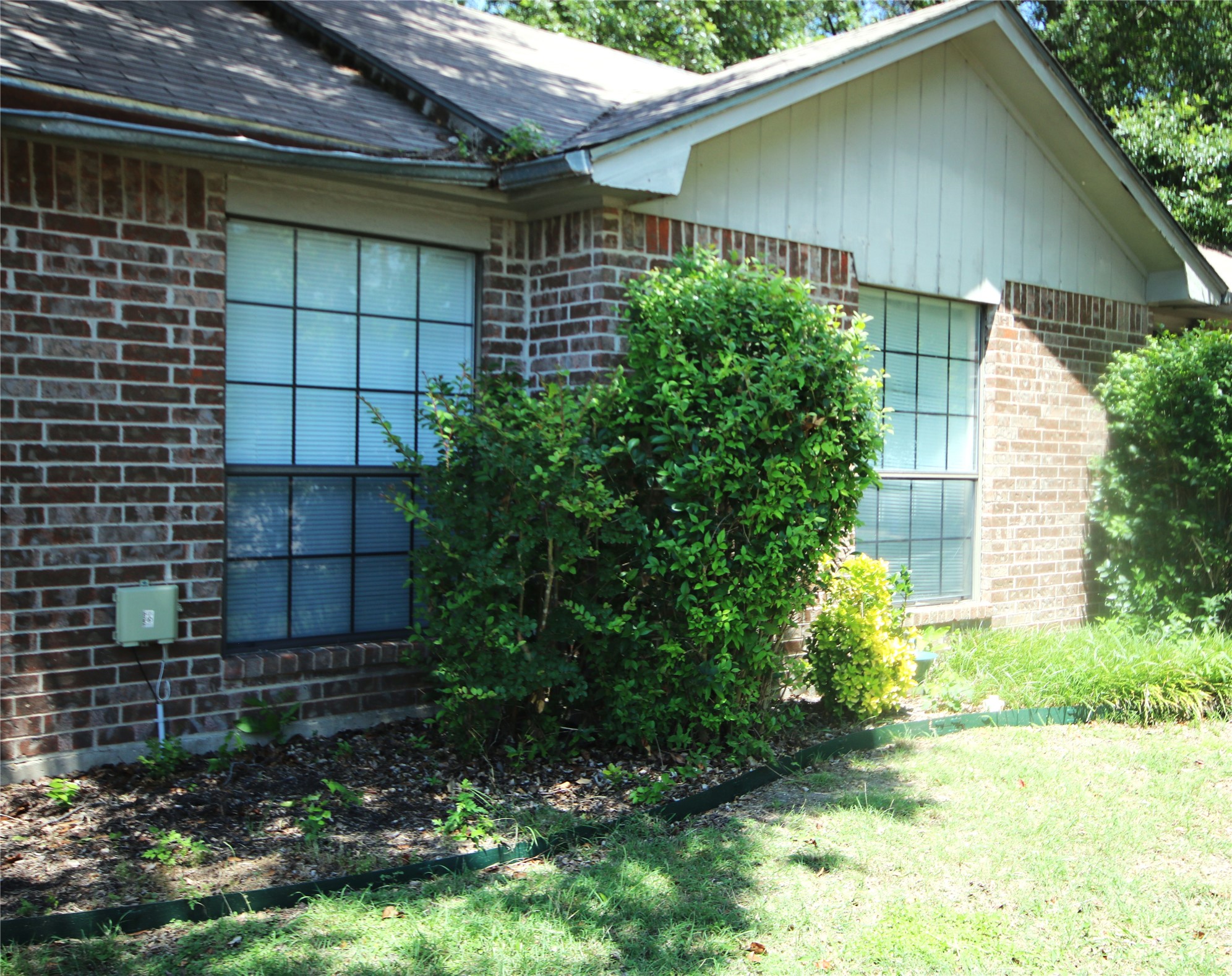 109 Australia Court Glenn Heights TX 75154
