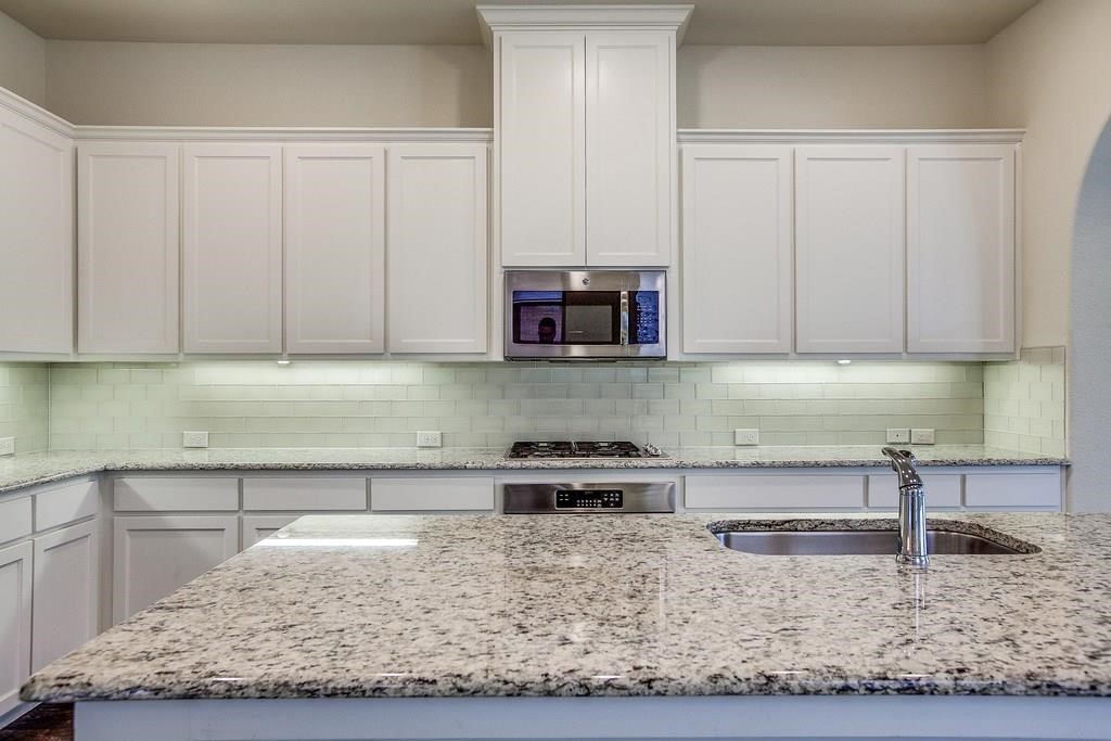 653 Surrey Lane Flower Mound TX 75022