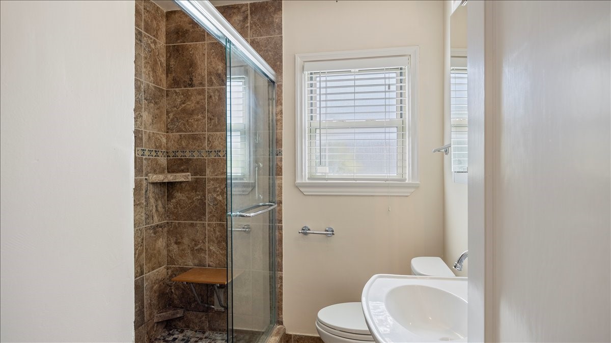 6321 Calmont Avenue Fort Worth TX 76116