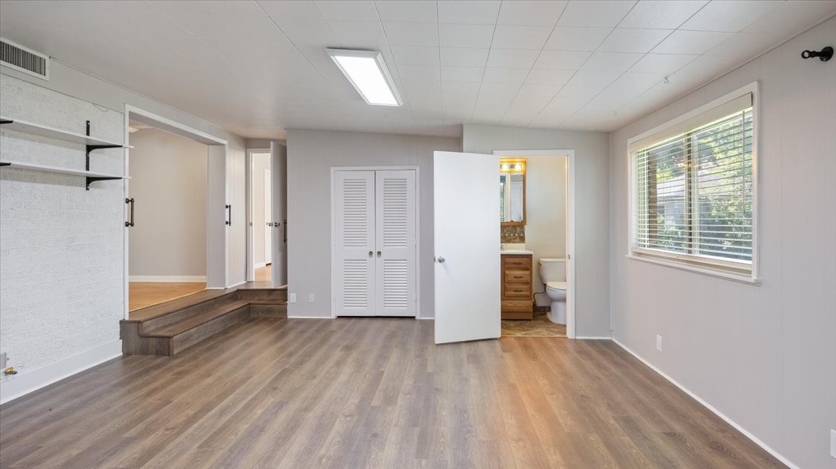 6321 Calmont Avenue Fort Worth TX 76116