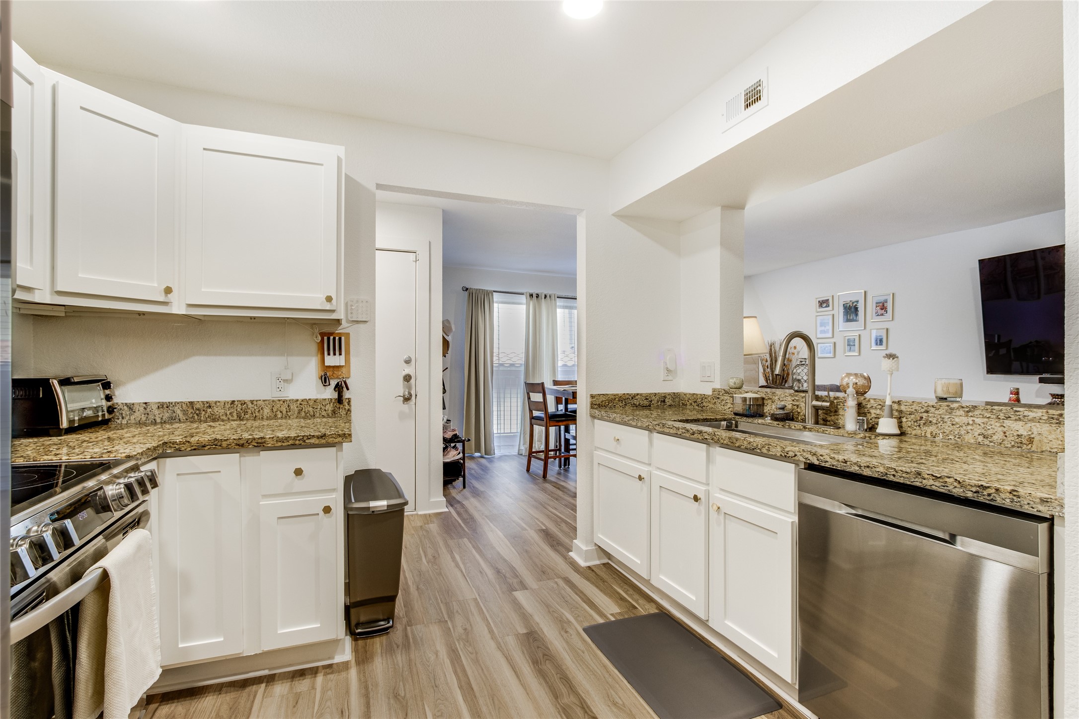 4777 Cedar Springs Road Dallas TX 75219