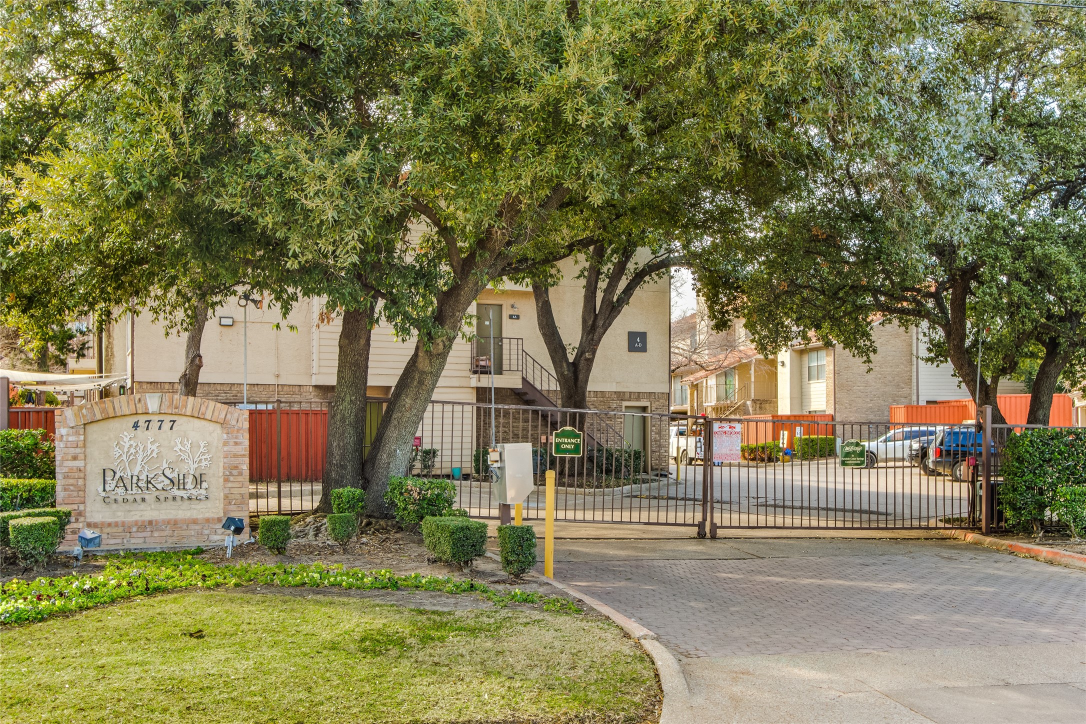 4777 Cedar Springs Road Dallas TX 75219