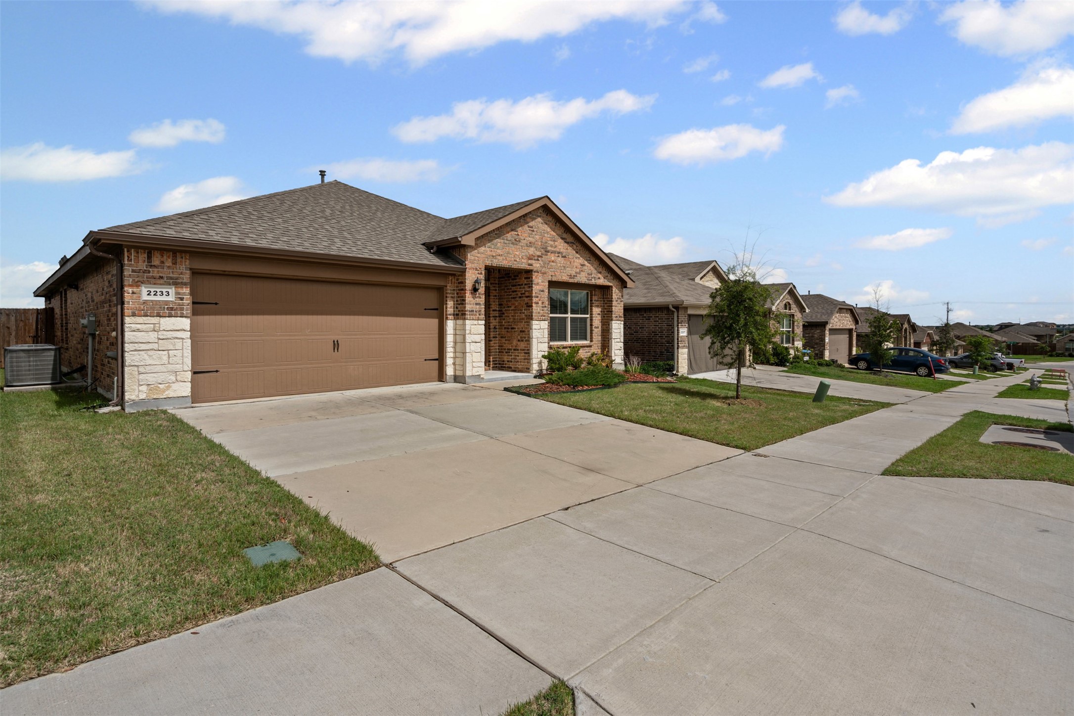 2233 Blythwood Trail Fort Worth TX 76108