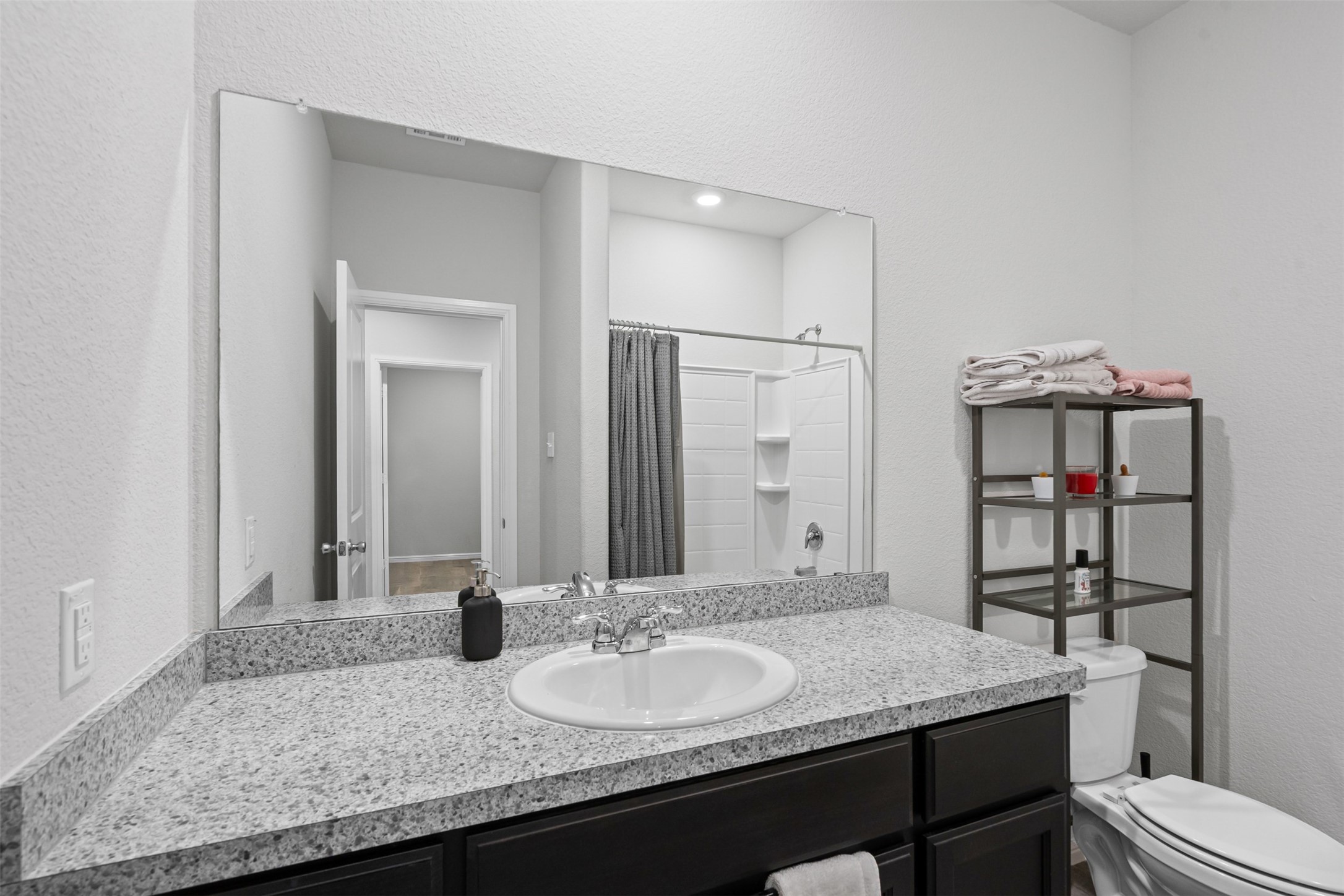 2233 Blythwood Trail Fort Worth TX 76108