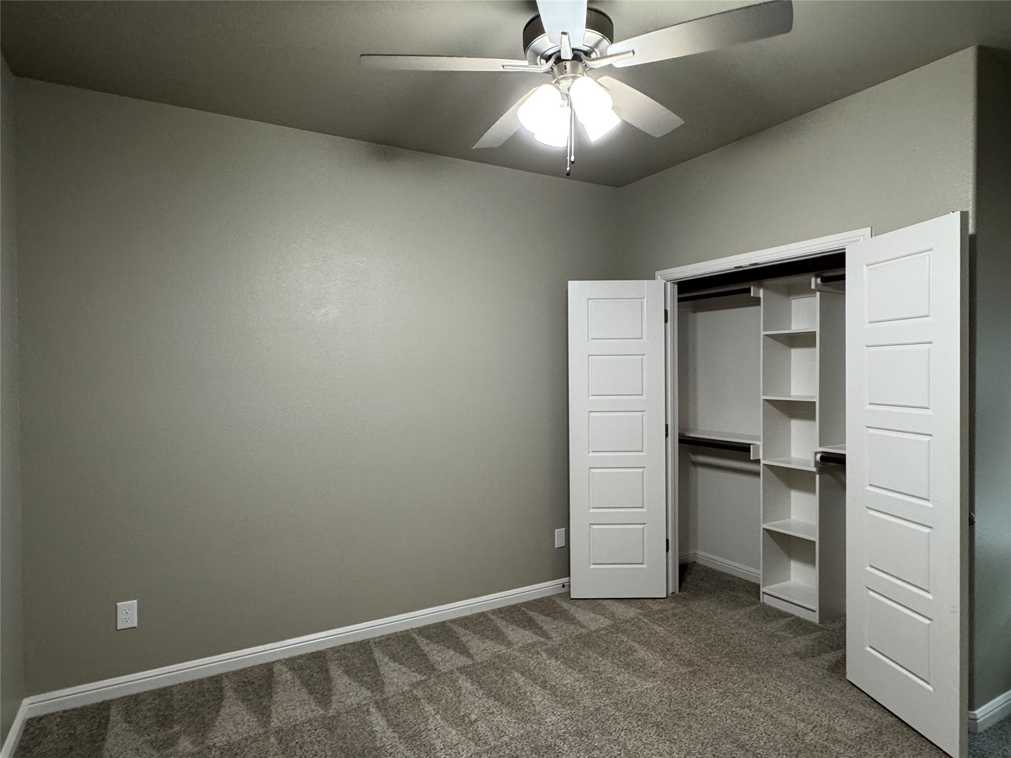 612 Sovereign Drive Granbury TX 76049