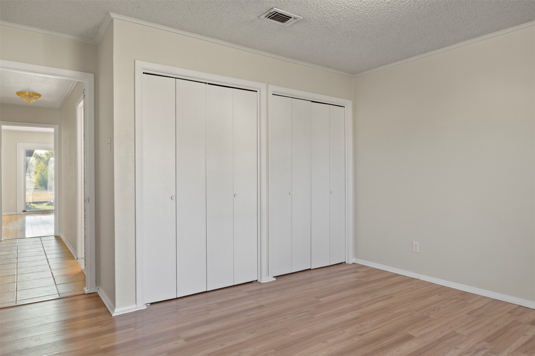3718 W Rochelle Road Irving TX 75062