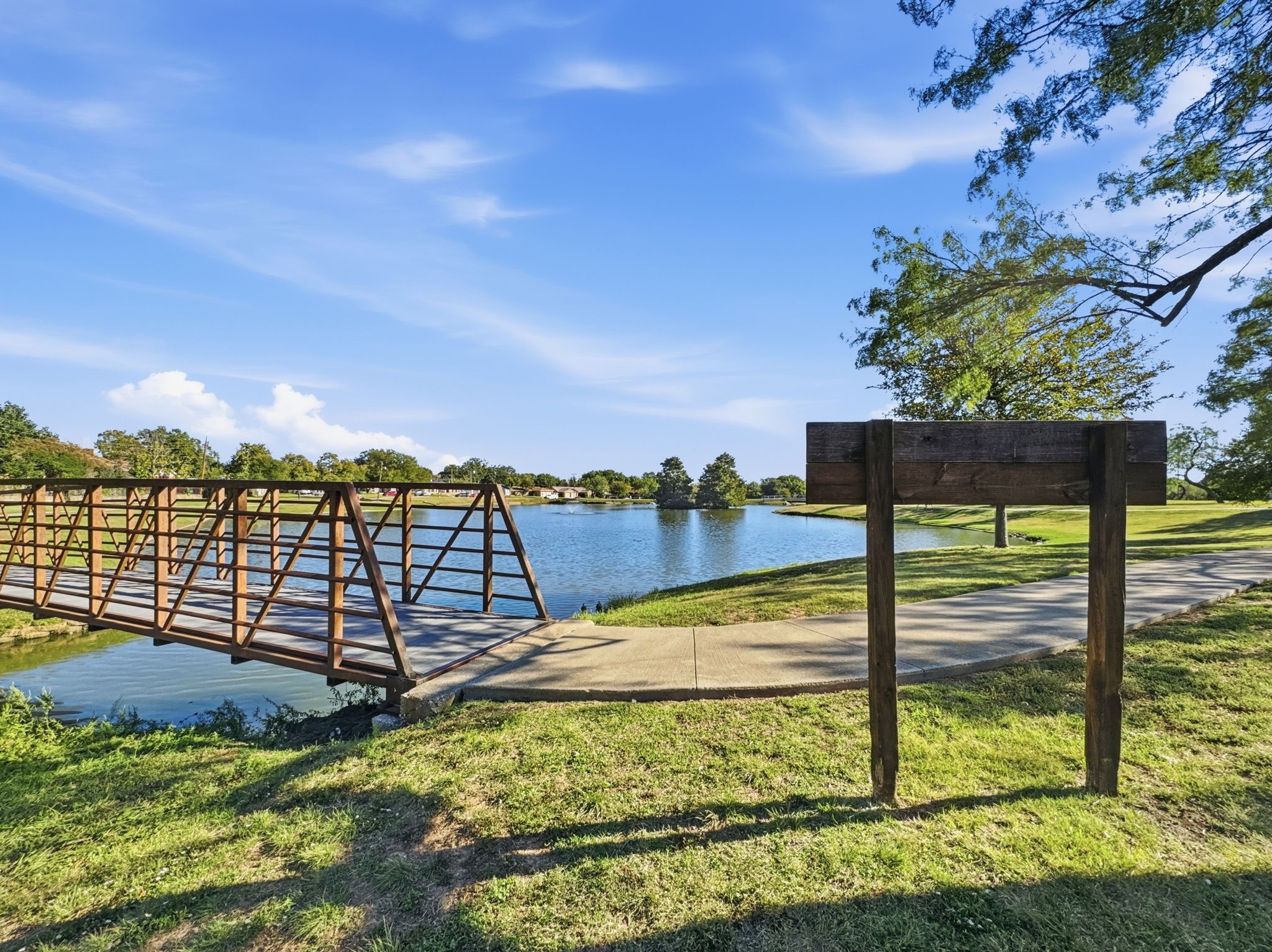 3718 W Rochelle Road Irving TX 75062